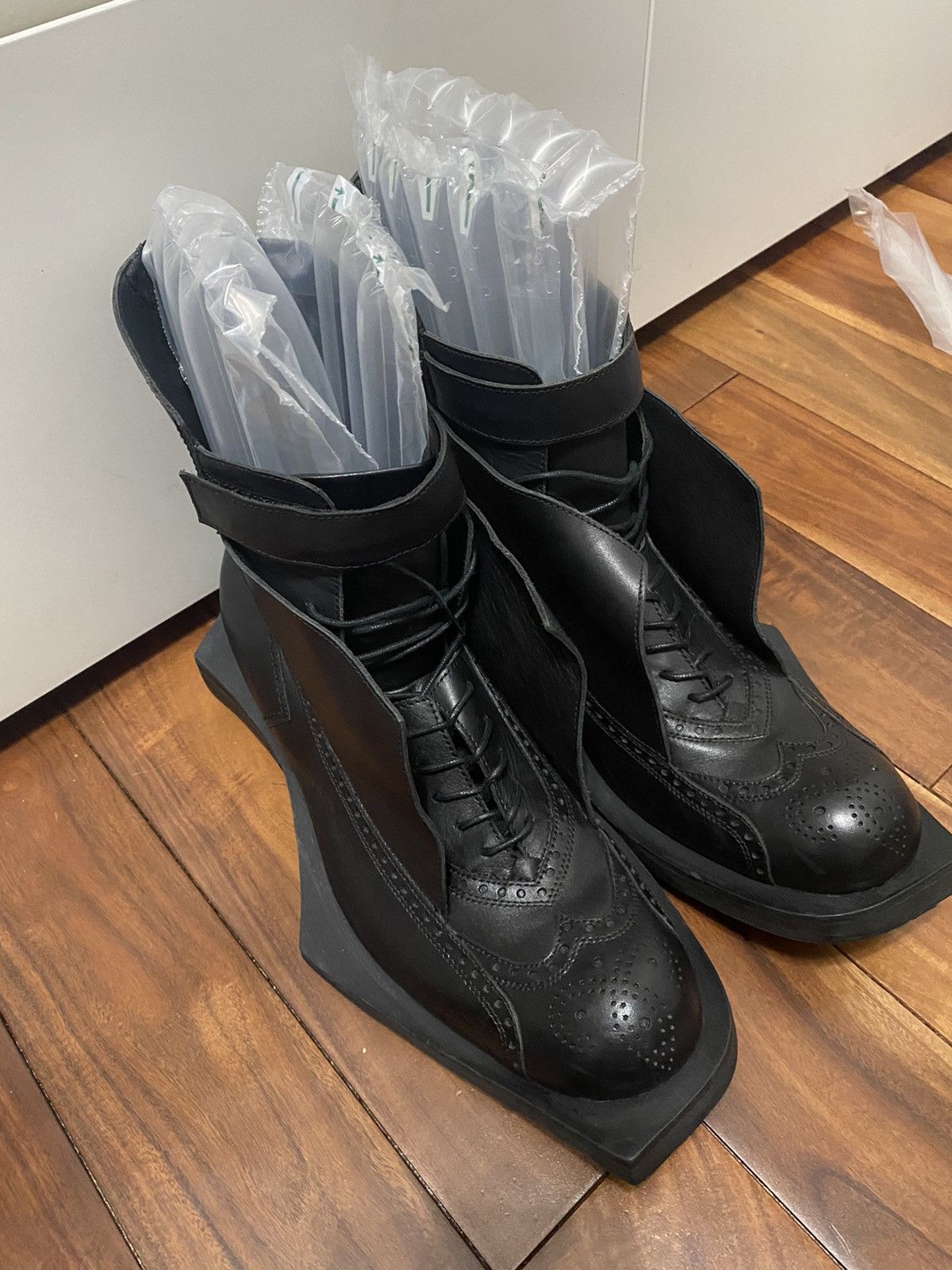 Juun.J Juun.j Runway Fall 2011 Geometric Brogue Boots Size US 11 / EU 44 - 13 Thumbnail