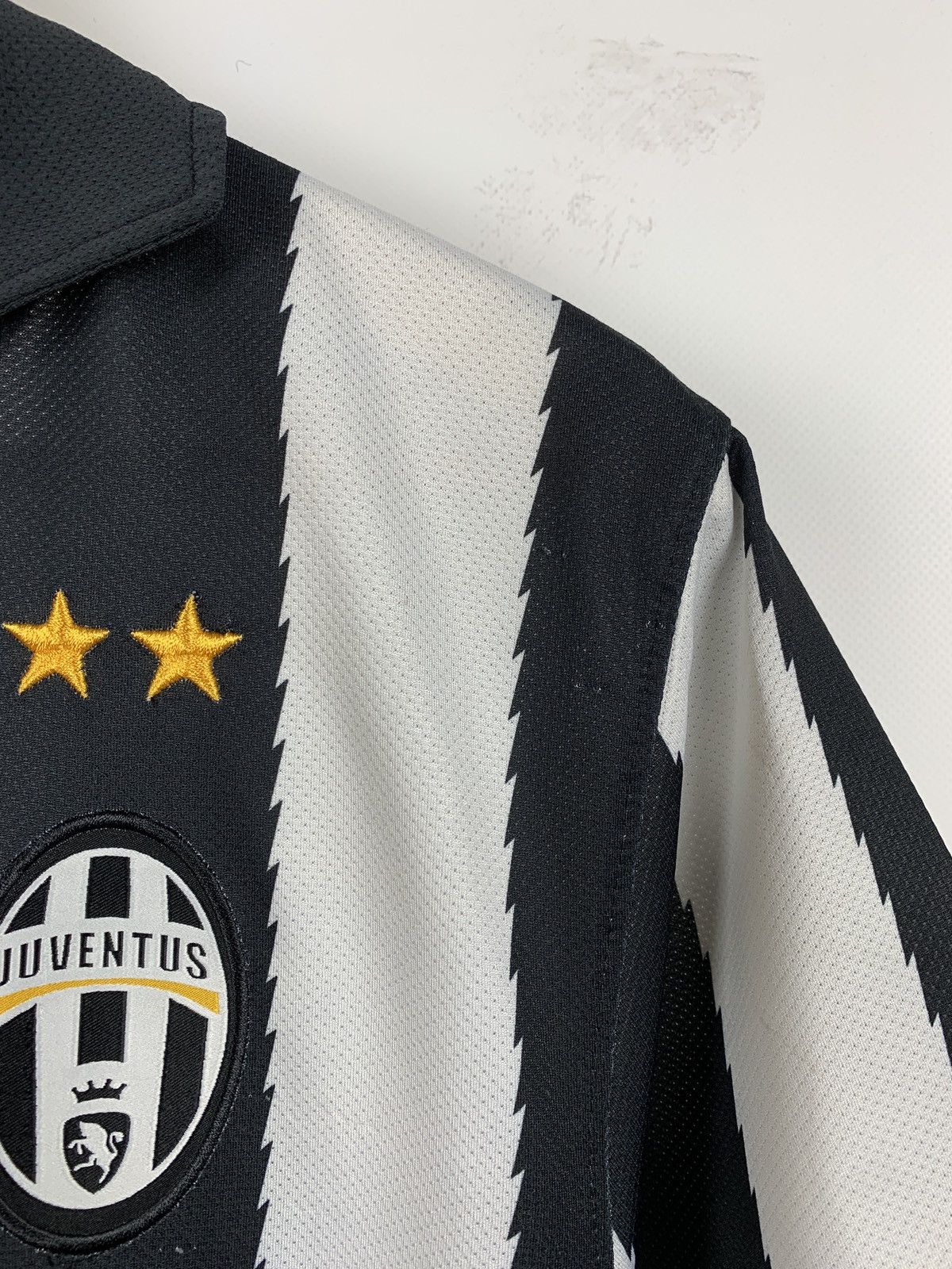 Nike 2010-11 Nike Juventus Home Soccer Jersey Size US S / EU 44-46 / 1 - 6 Thumbnail