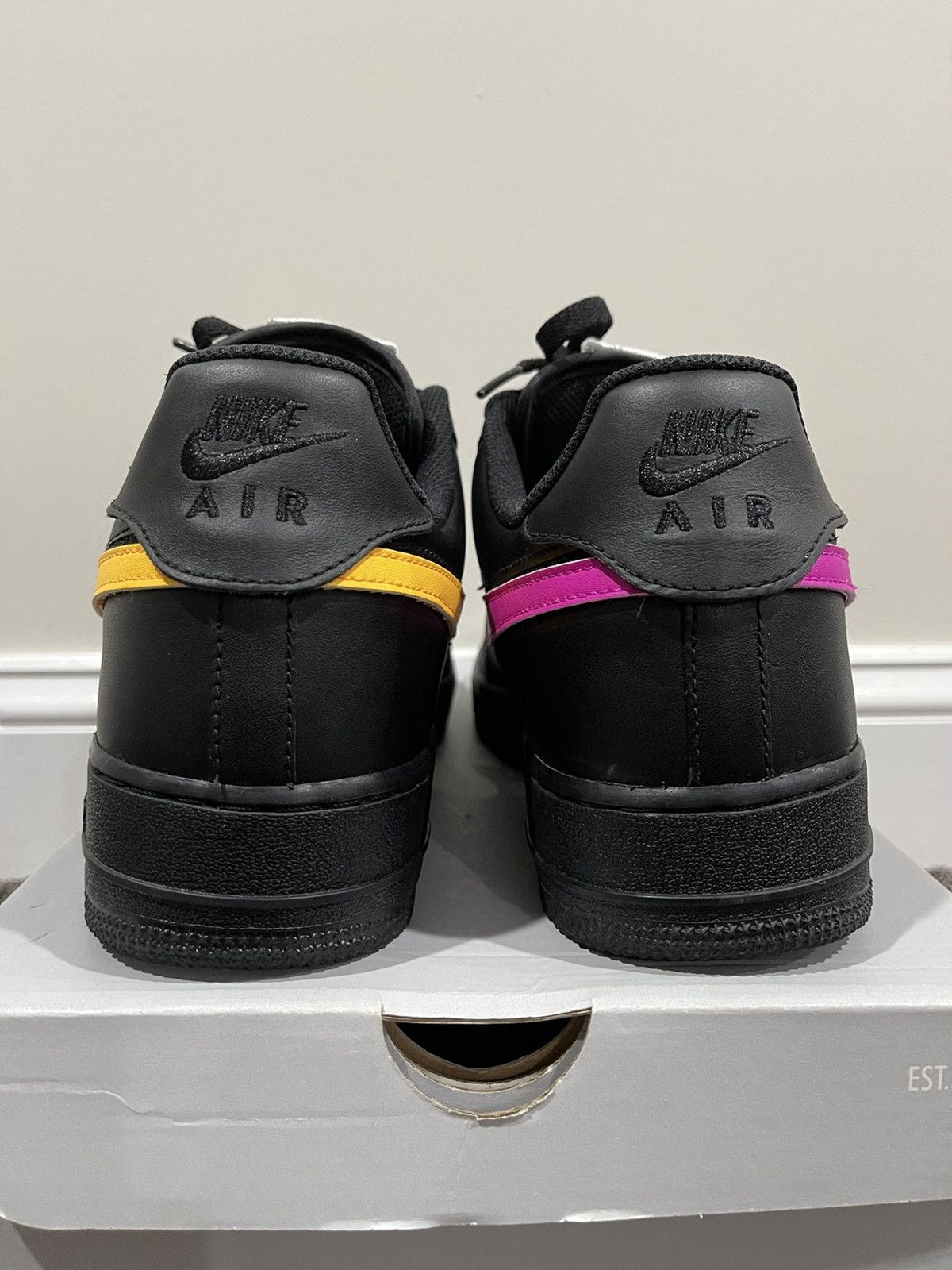 Nike Nike Air Force 1 Low Black Swoosh Pack All Star 2018 Size US 10 / EU 43 - 4 Thumbnail