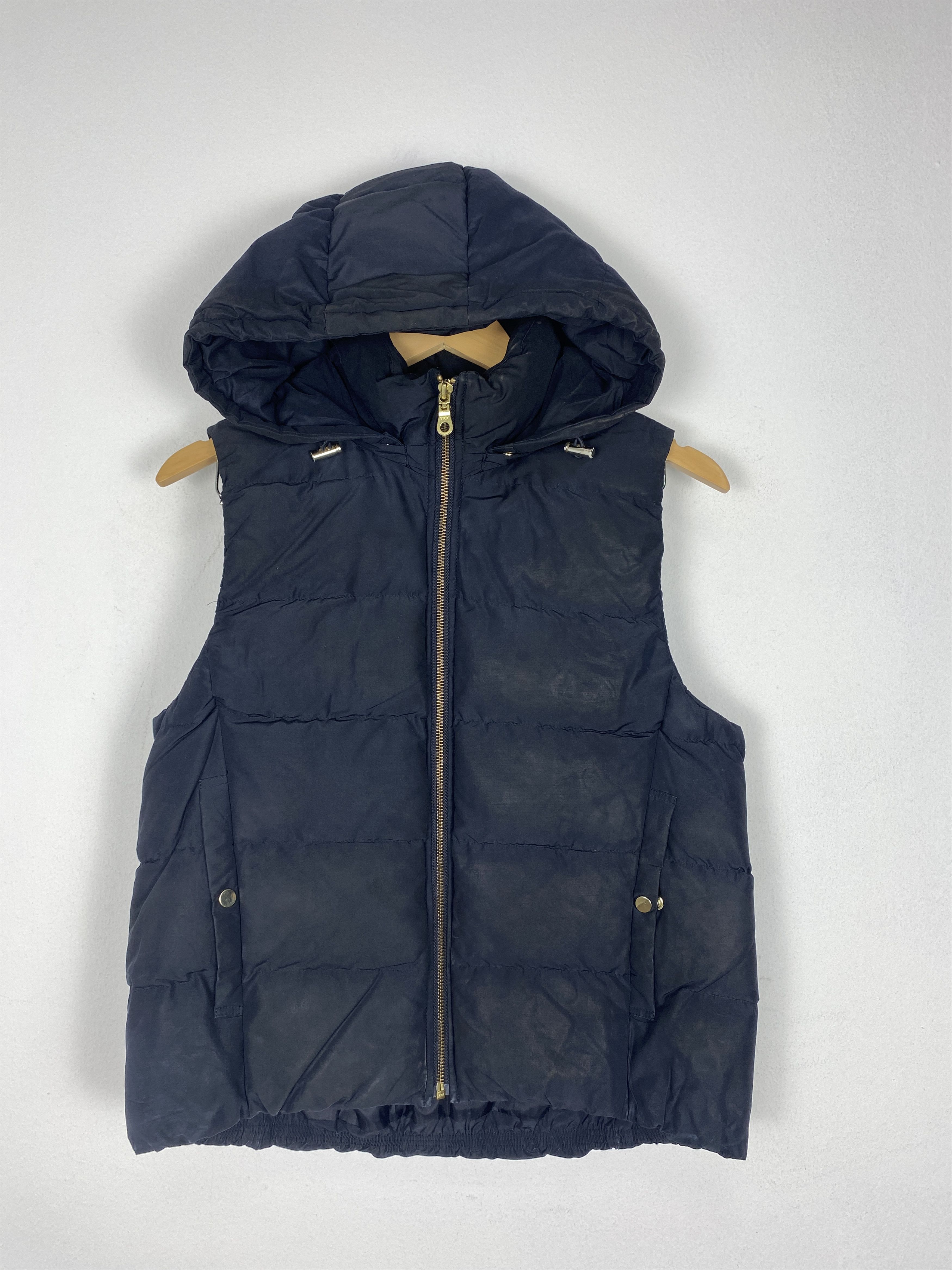 image of Gu Puffer Hoodie Plain Balck Vest in Black, Men's (Size Small)