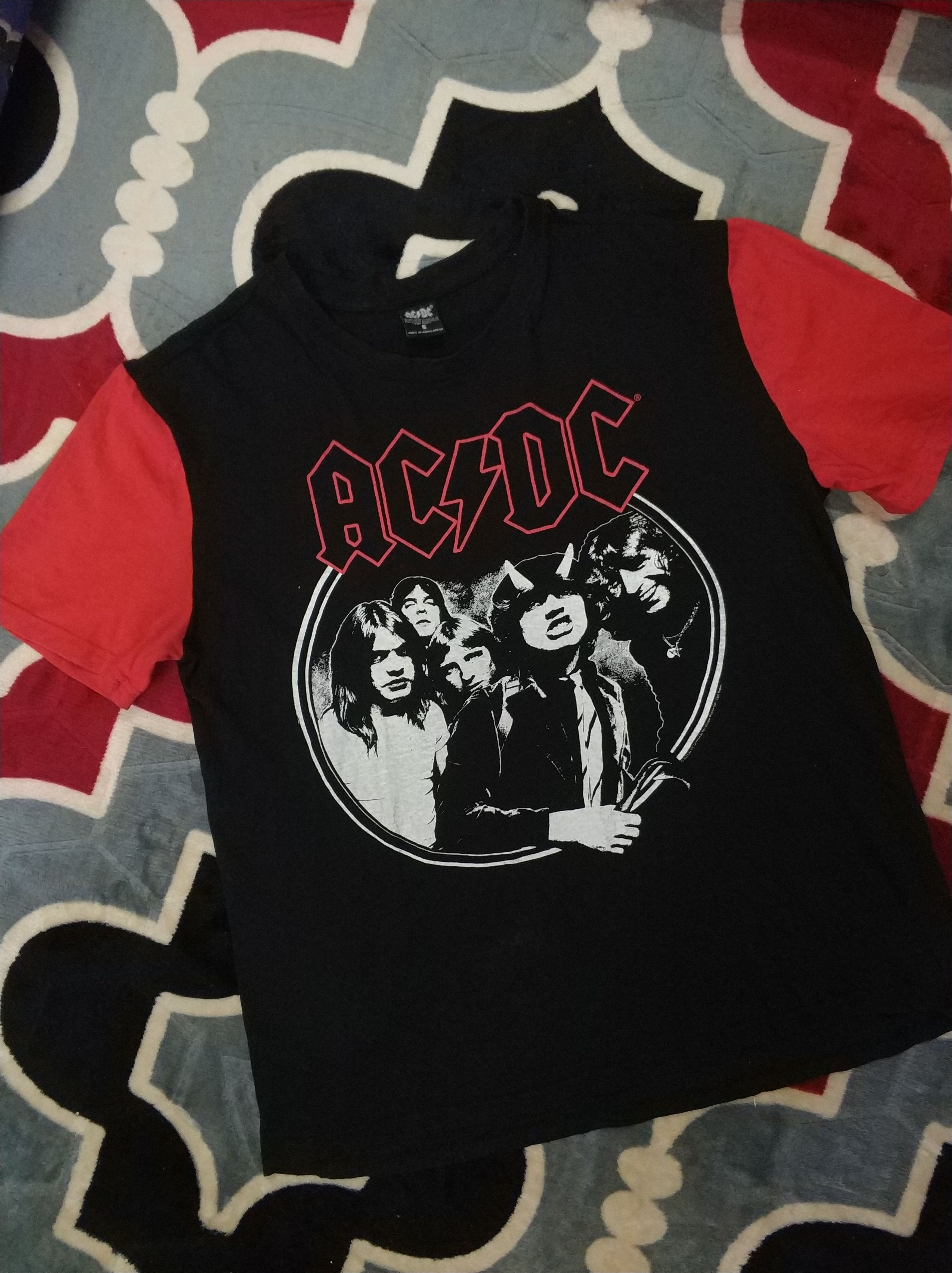 AC/DC 🔥Rare Raglan ACDC Band Tees Size US M / EU 48-50 / 2 - 1 Thumbnail