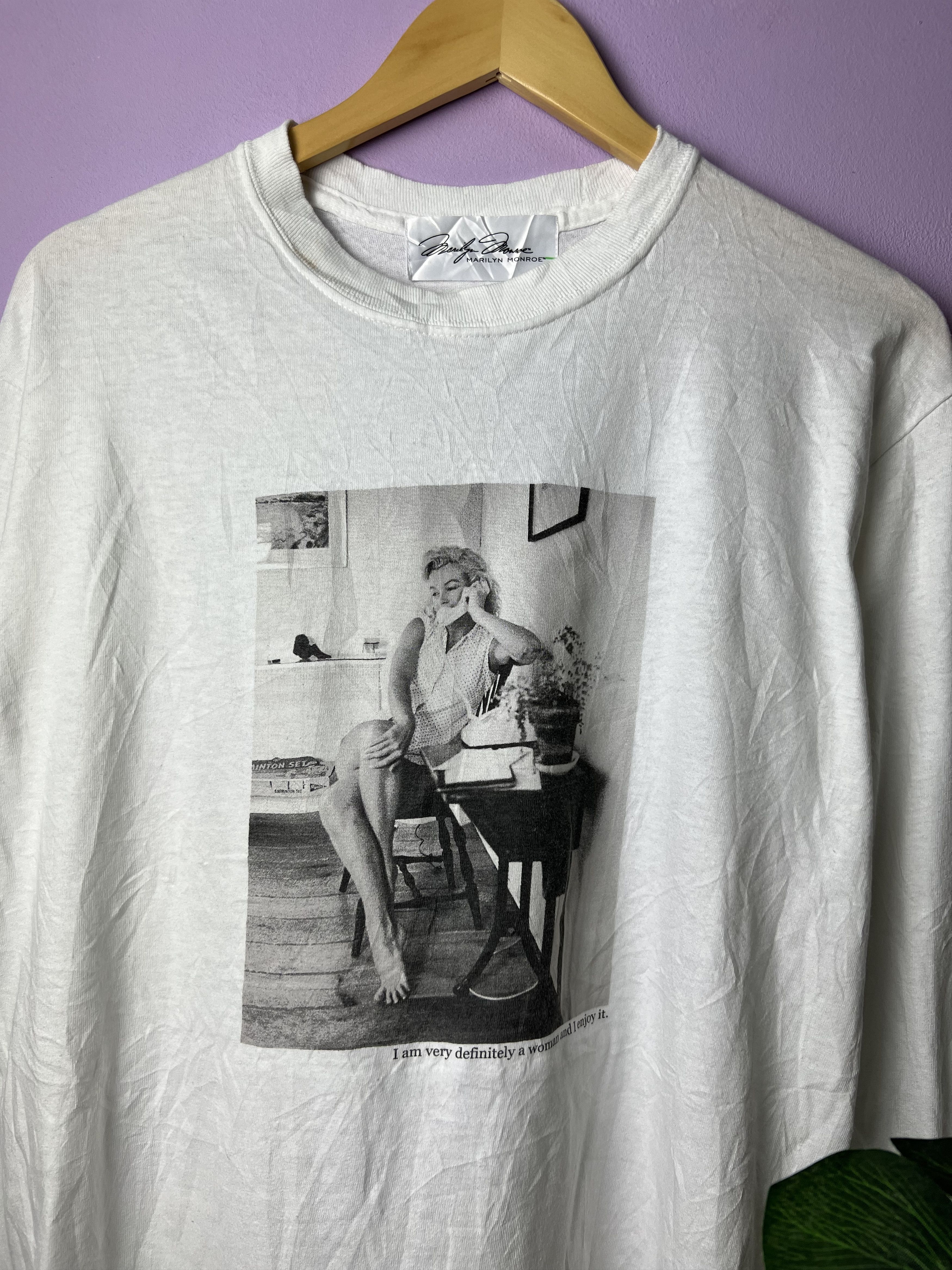 Japanese Brand 🔥Rare Marilyn Monroe With Signature Long Sleeve Tees Size US M / EU 48-50 / 2 - 5 Thumbnail