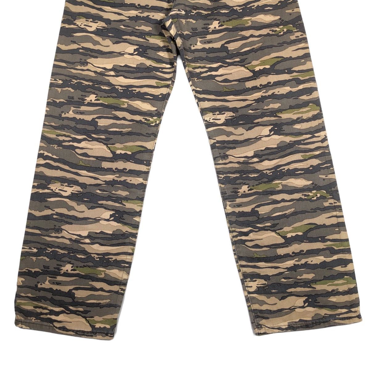 Comme des Garcons AD2003 Comme des Garçons x Junya Watanabe x Levis Tiger Camo Size US 29 - 3 Thumbnail