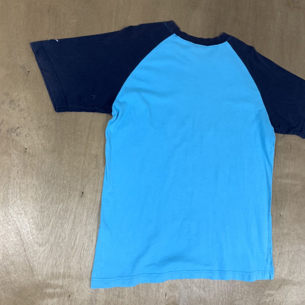 Puma 90s PUMA Embroidery BigLogo Cheetah Raglan Sportwear Tshirt Size US S / EU 44-46 / 1 - 10 Thumbnail