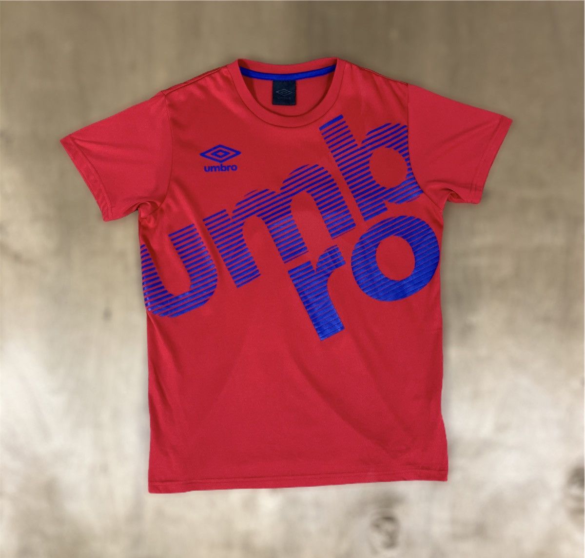 Descente UMBRO DESCENTE Spellout Big Logo Training Soccer Jersey Tee Size US S / EU 44-46 / 1 - 1 Thumbnail