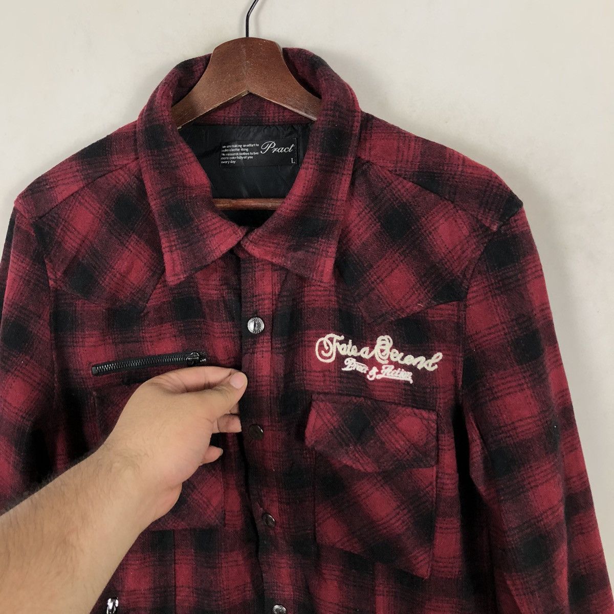 Japanese Brand TARTAN DESIGN RED BLACK BUTTON JACKET PRACT Size US L / EU 52-54 / 3 - 3 Thumbnail