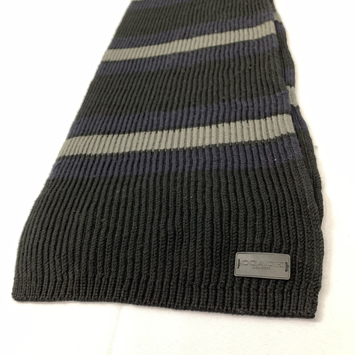 Coach COACH NEW YORK Pleated Modern Knitwear Stripe Muffler Scarf Size ONE SIZE - 9 Thumbnail