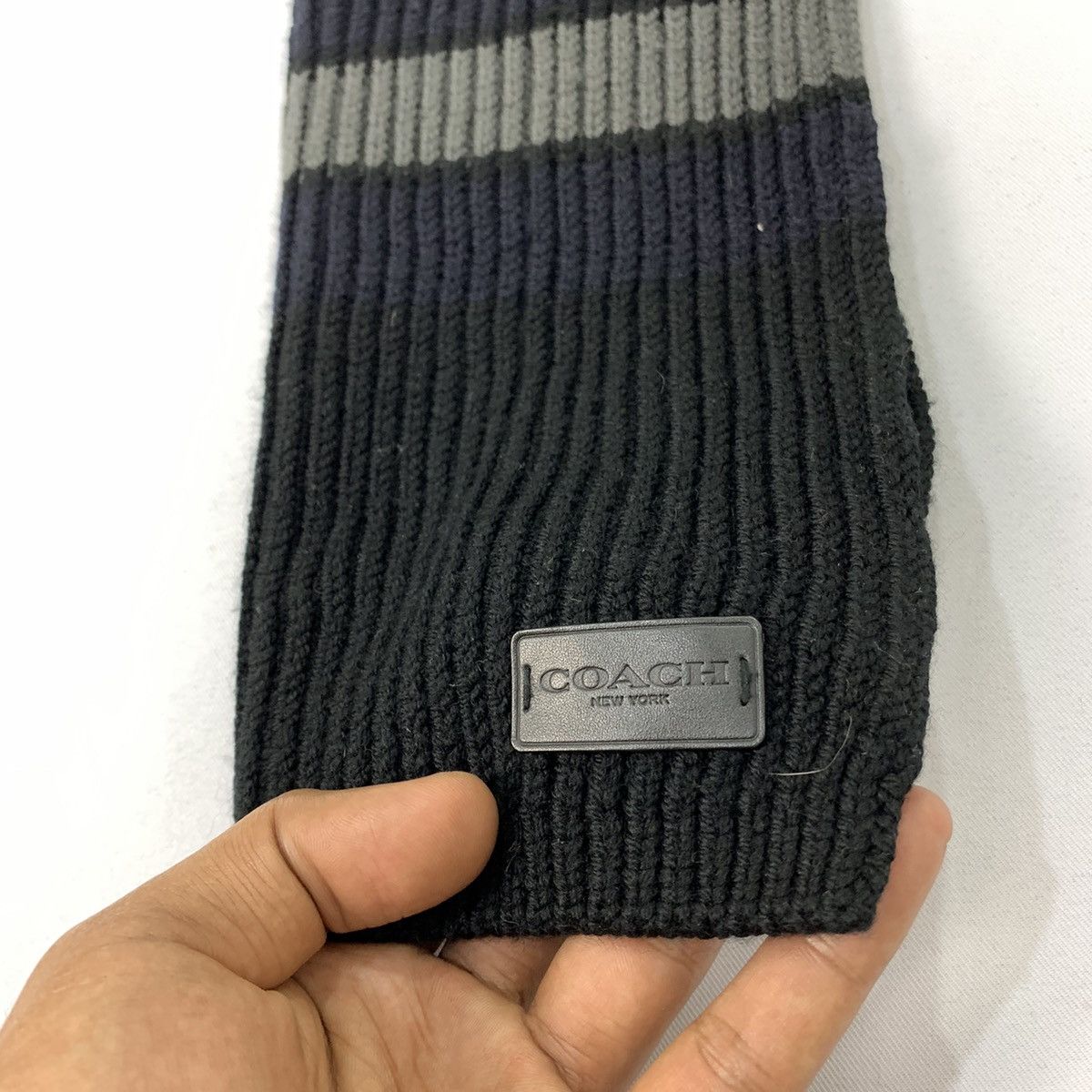 Coach COACH NEW YORK Pleated Modern Knitwear Stripe Muffler Scarf Size ONE SIZE - 10 Thumbnail