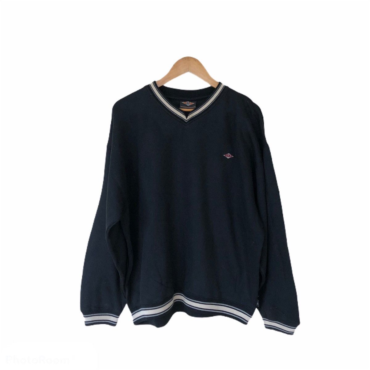 Japanese Brand VINTAGE SWEATSHIRT BEAR SMALL LOGO Size US L / EU 52-54 / 3 - 1 Thumbnail