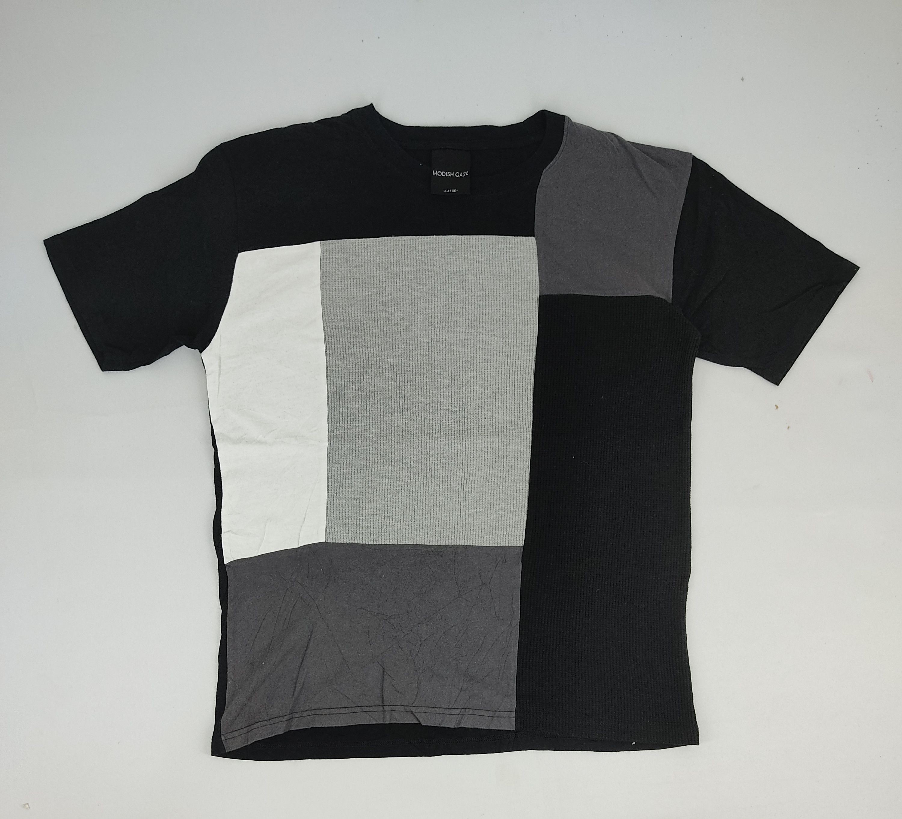 Other Vintage Modish Gaze Patchwork Art Tee T-shirt Printed Size US L / EU 52-54 / 3 - 1 Thumbnail