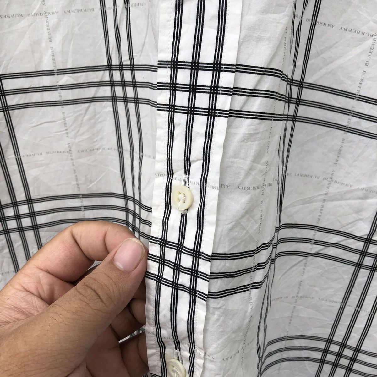 Burberry VINTAGE BURBERRY LONDON SHIRT BUTTON UPS Size US M / EU 48-50 / 2 - 5 Thumbnail