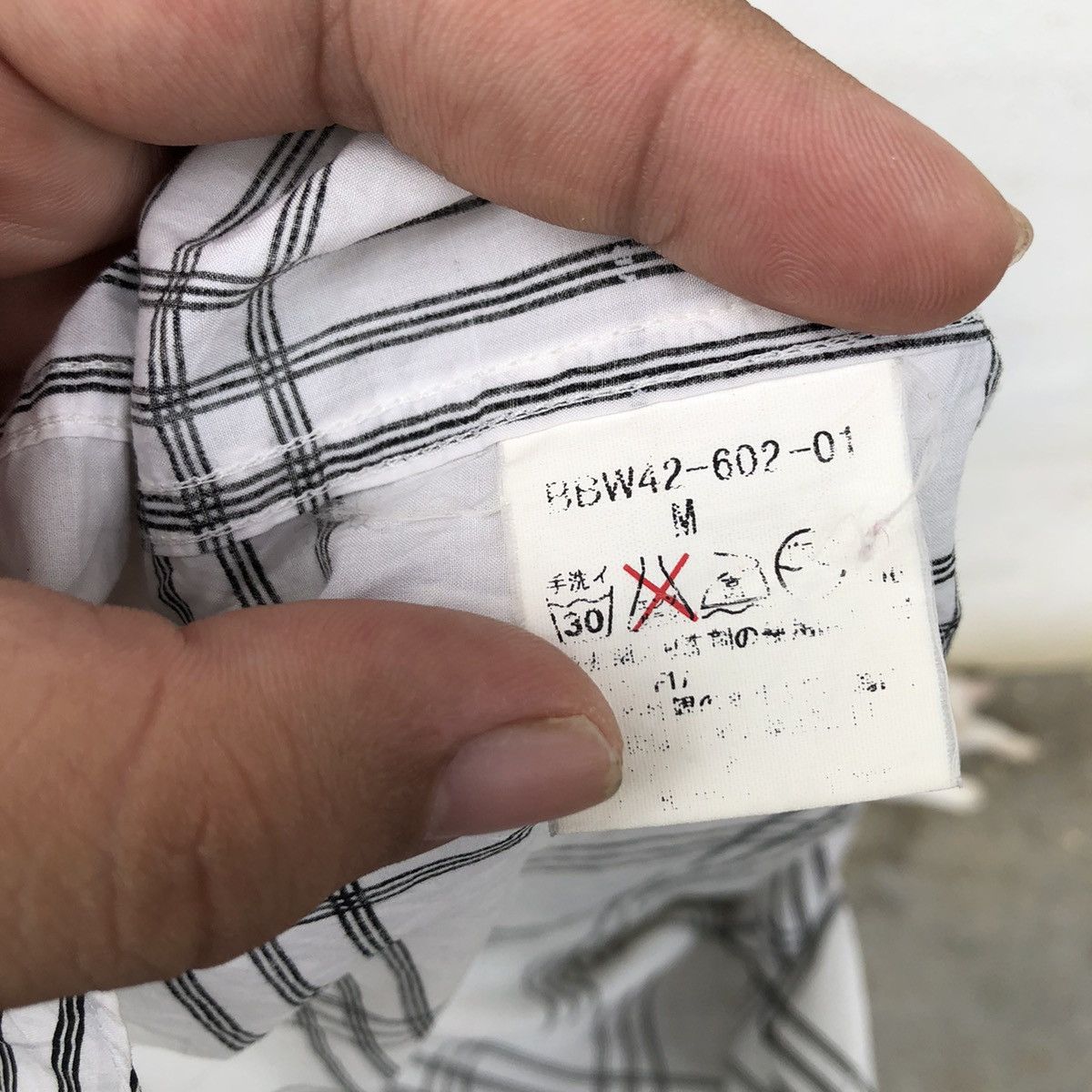 Burberry VINTAGE BURBERRY LONDON SHIRT BUTTON UPS Size US M / EU 48-50 / 2 - 9 Thumbnail