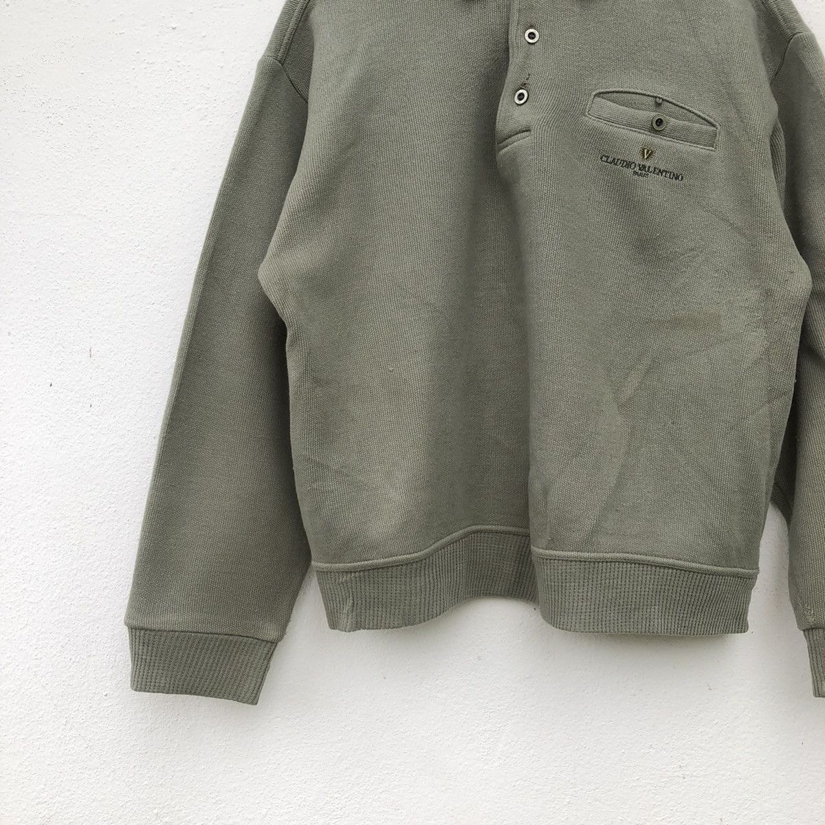 VINTAGE CLAUDIO VALENTINO PARIS SWEATSHIRT