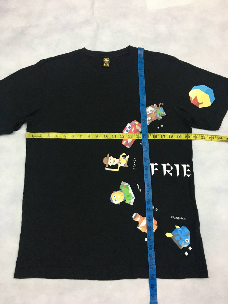 Cartoon Network × Disney × Uniqlo Toy Story Disney x Uniqlo tee Size US L / EU 52-54 / 3 - 10 Thumbnail