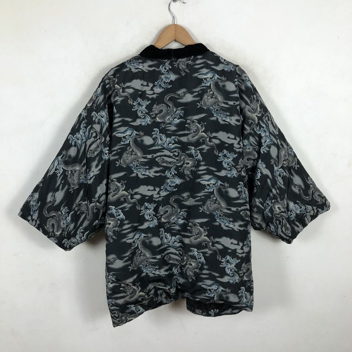 Japanese Brand KIMONO DRAGON TRADITIONAL JAPANESE Size US M / EU 48-50 / 2 - 6 Thumbnail