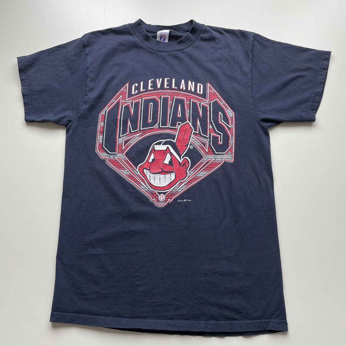 MLB Vintage 90s Cleveland Indians MLB Graphic t shirt large rare Size US L / EU 52-54 / 3 - 1 Thumbnail