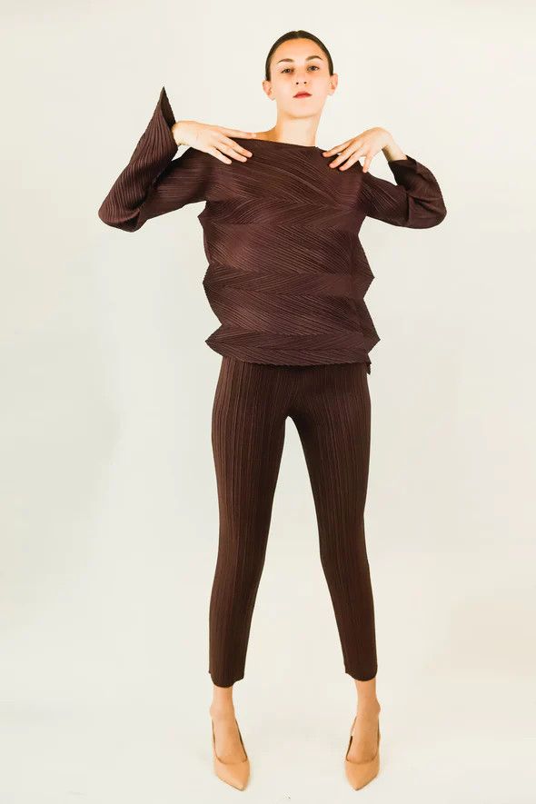Pleats Please Issey Miyake 2010 Issey Miyake Asymetric Zigzag Pleats Blouse Size M / US 6-8 / IT 42-44 - 11 Thumbnail