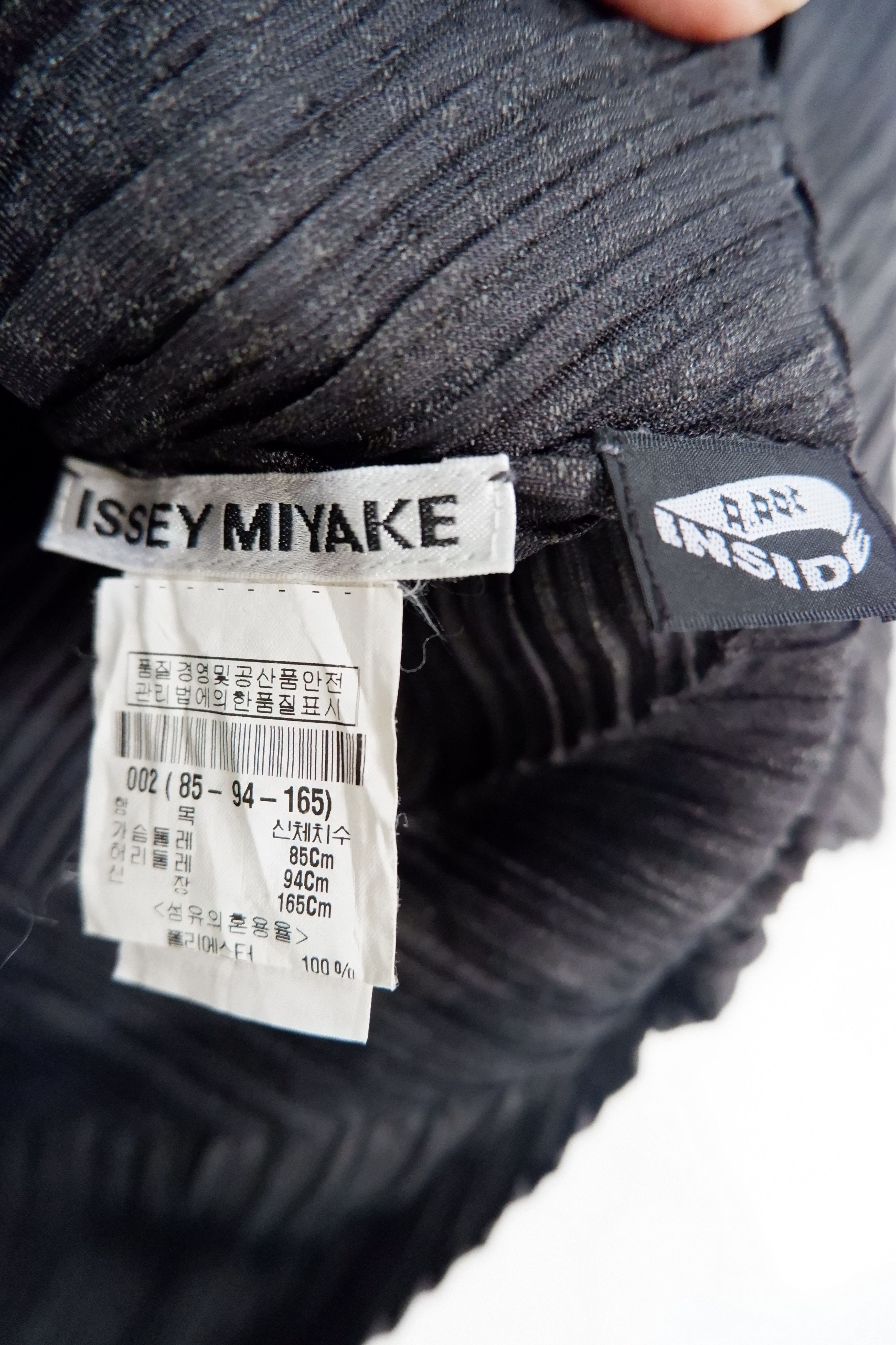 Pleats Please Issey Miyake 2010 Issey Miyake Asymetric Zigzag Pleats Blouse Size M / US 6-8 / IT 42-44 - 7 Thumbnail