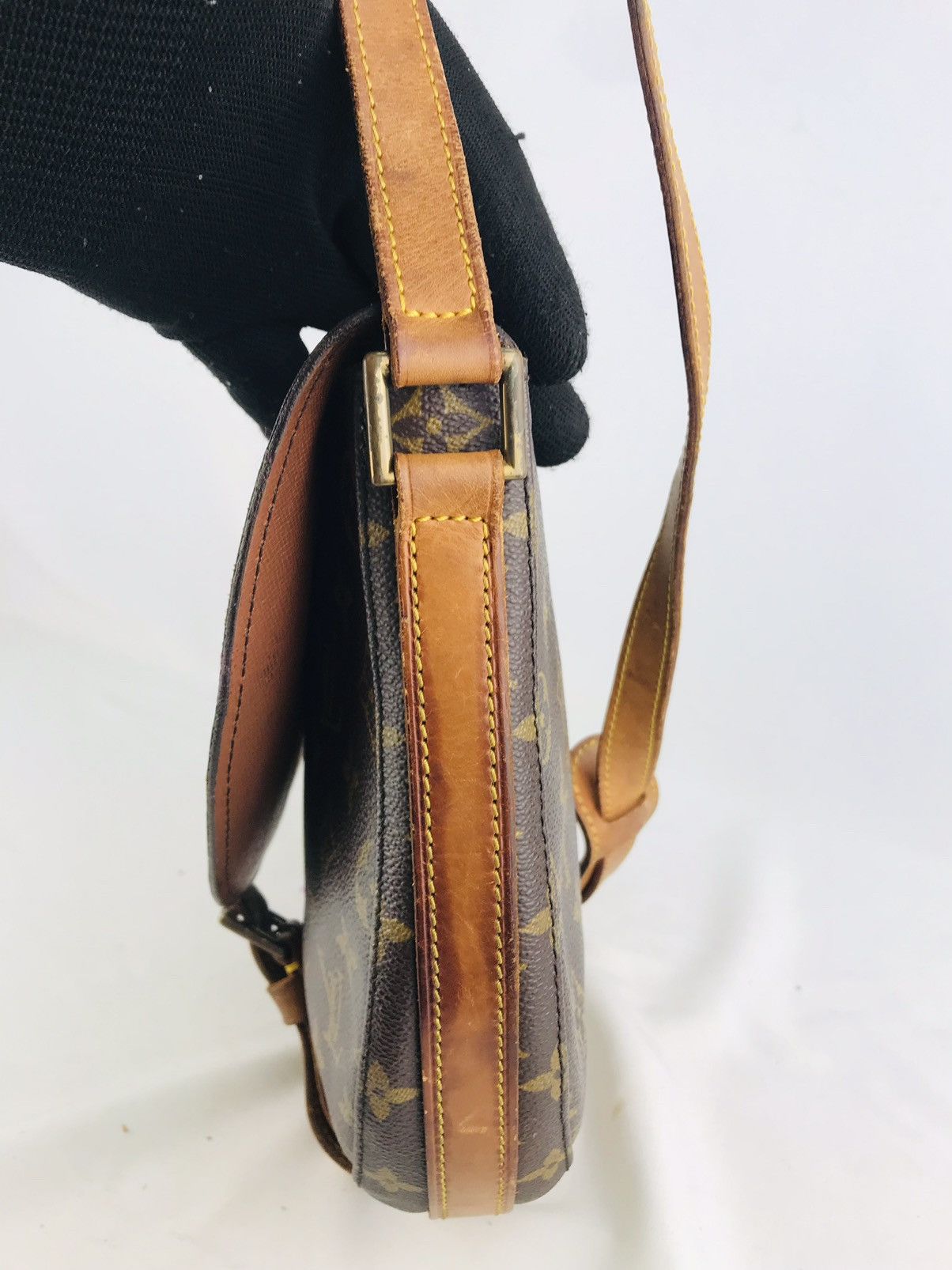 Louis Vuitton 🔥Rare🔥Louis Vuitton Chantilly Shoulderbag Size ONE SIZE - 8 Thumbnail