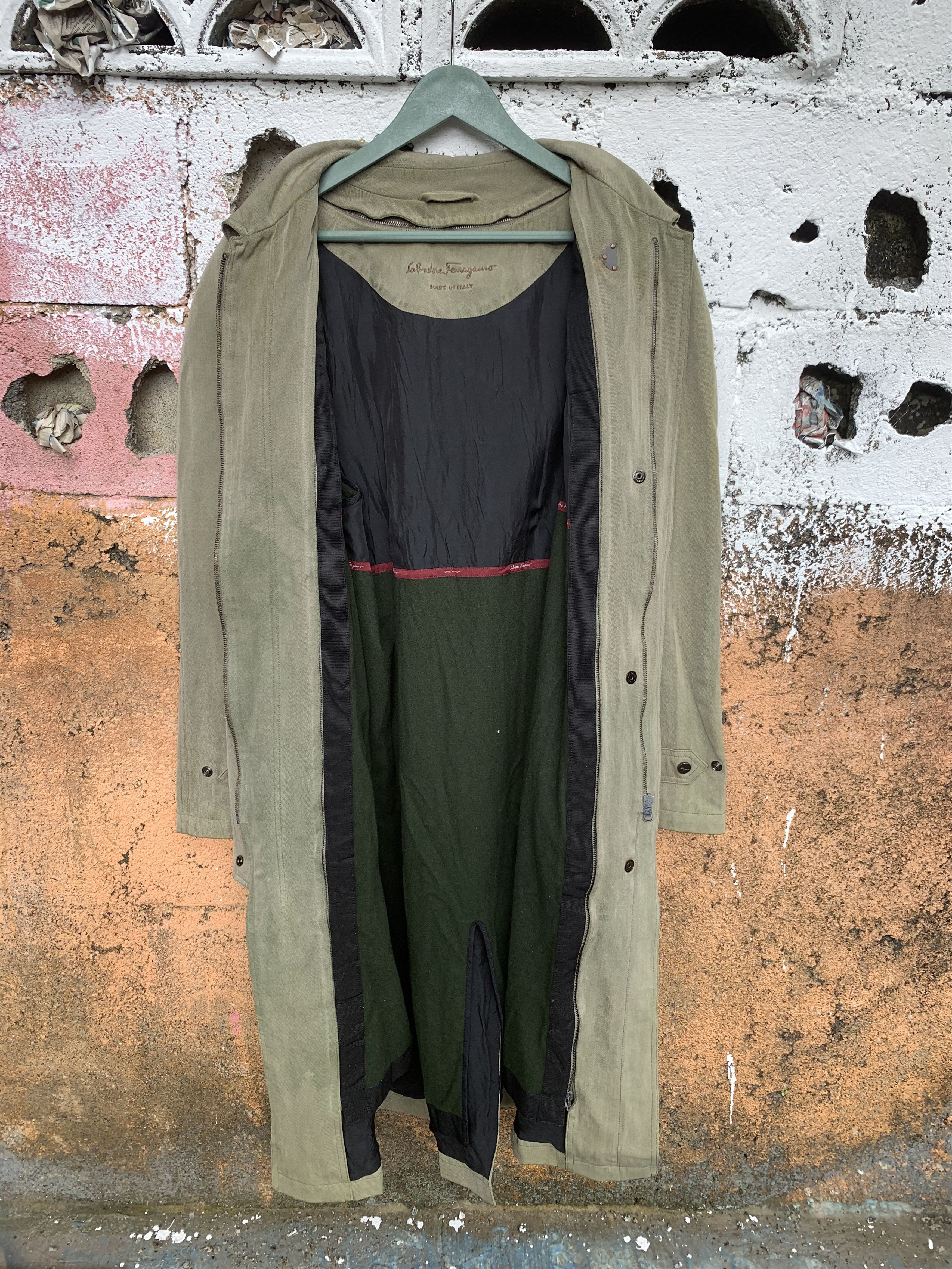 Designer × Salvatore Ferragamo × Vintage Vintage Salvatore Ferragamo Trench Coat Size US M / EU 48-50 / 2 - 3 Thumbnail