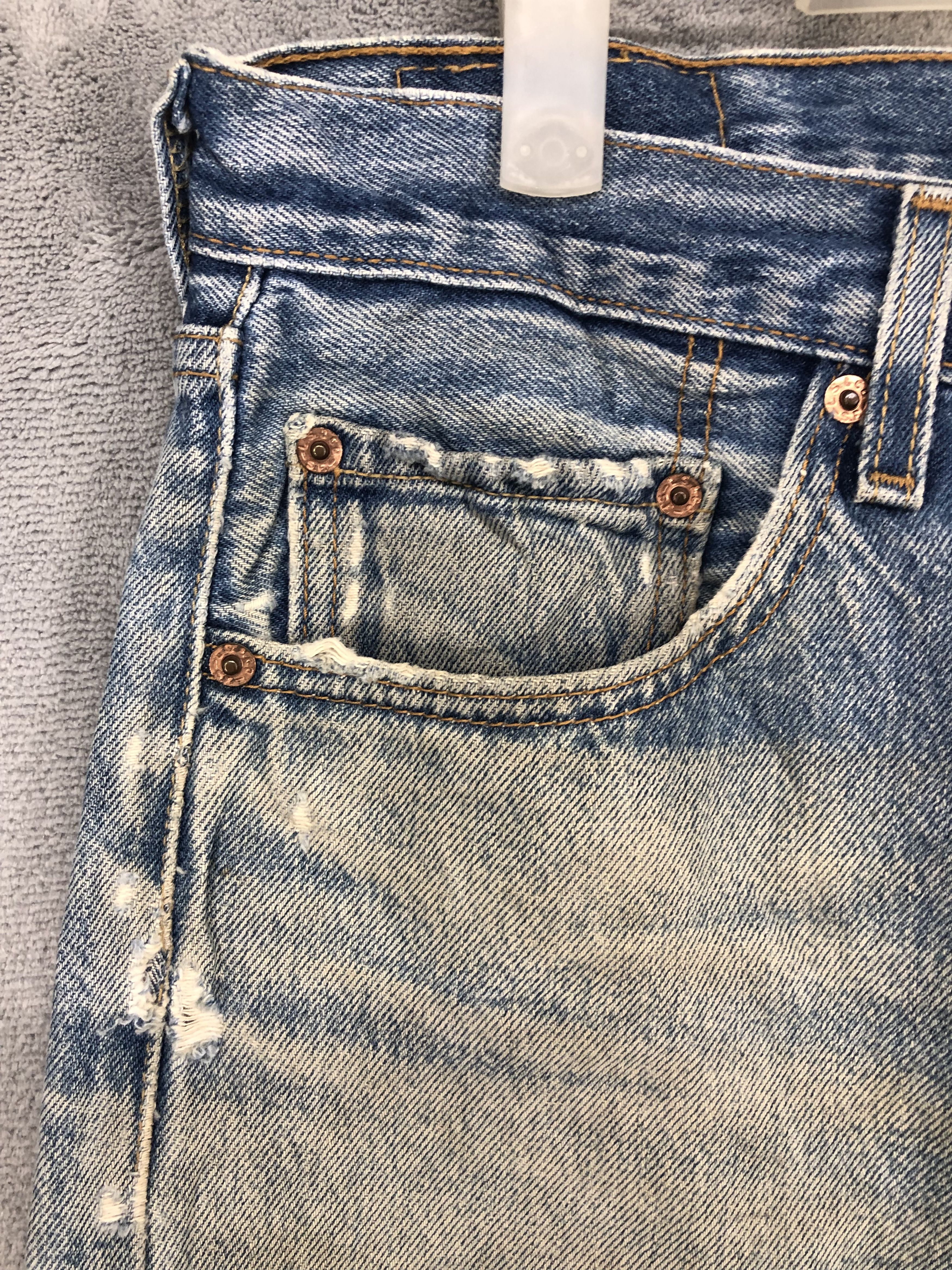 Levi's Vintage 90s Levis 501xx Distressed Ripped Jeans 32x32 Size US 32 / EU 48 - 7 Thumbnail