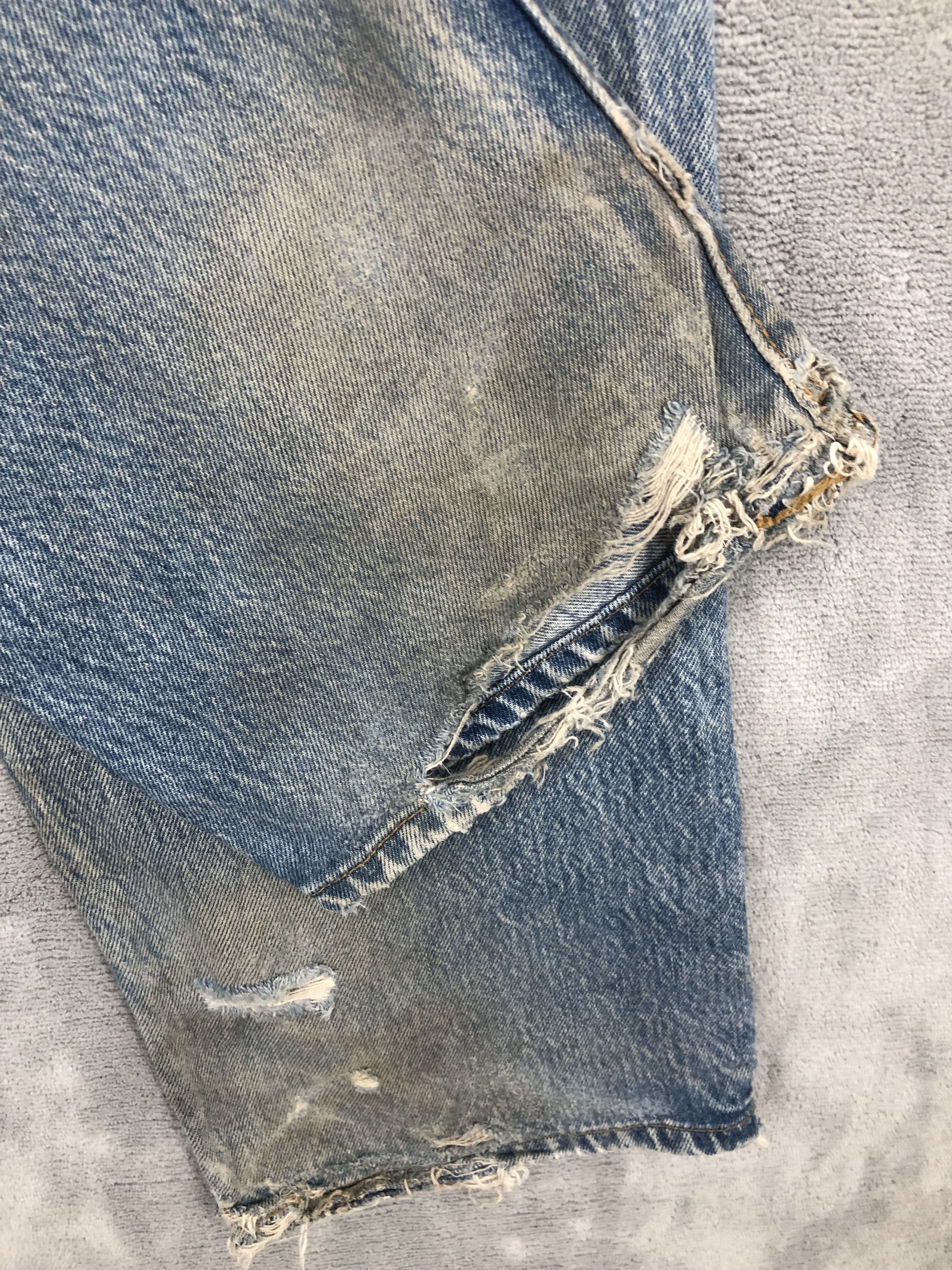Levi's Vintage 90s Levis 501xx Distressed Ripped Jeans 32x32 Size US 32 / EU 48 - 9 Thumbnail