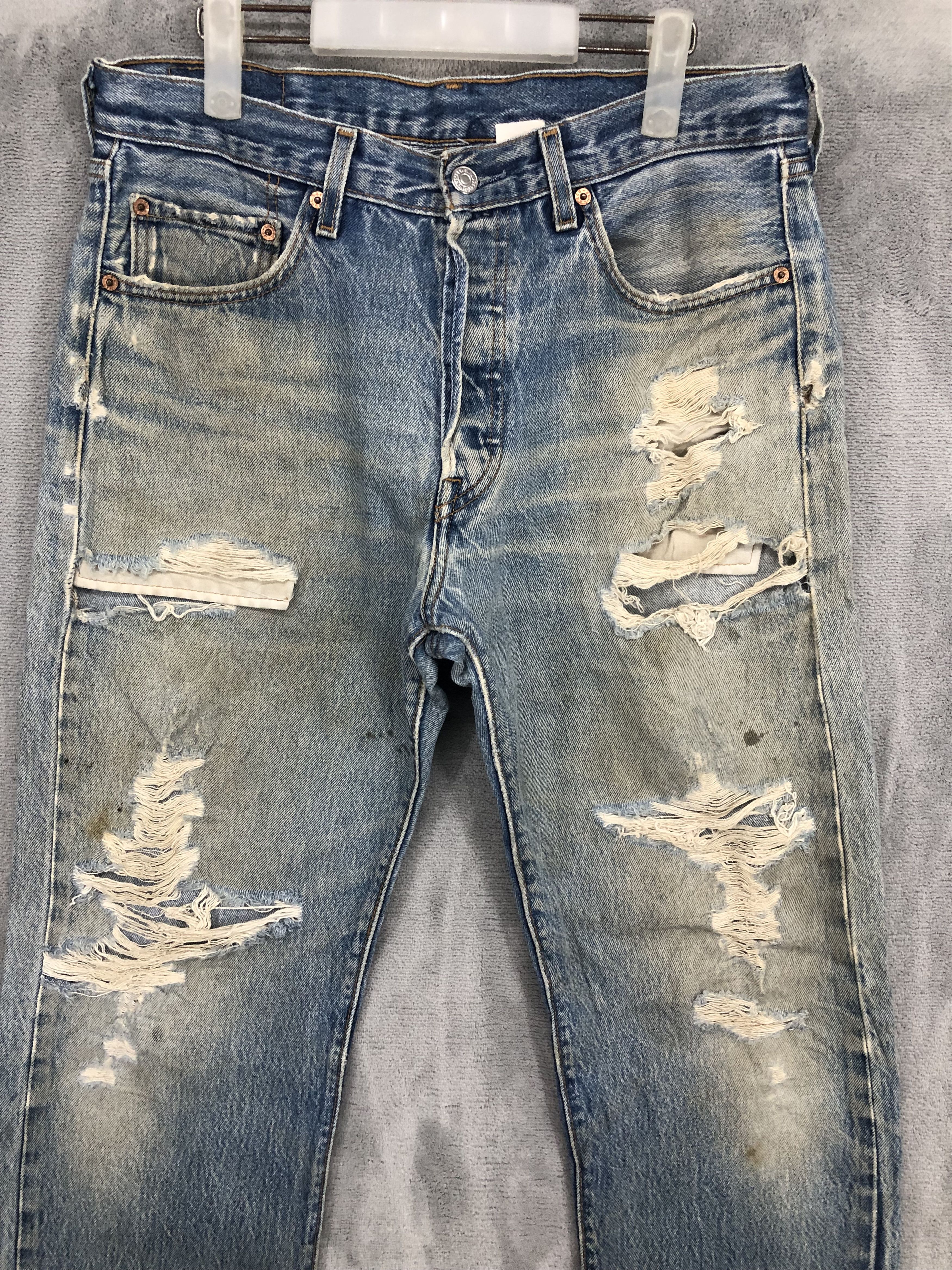 Levi's Vintage 90s Levis 501xx Distressed Ripped Jeans 32x32 Size US 32 / EU 48 - 3 Thumbnail