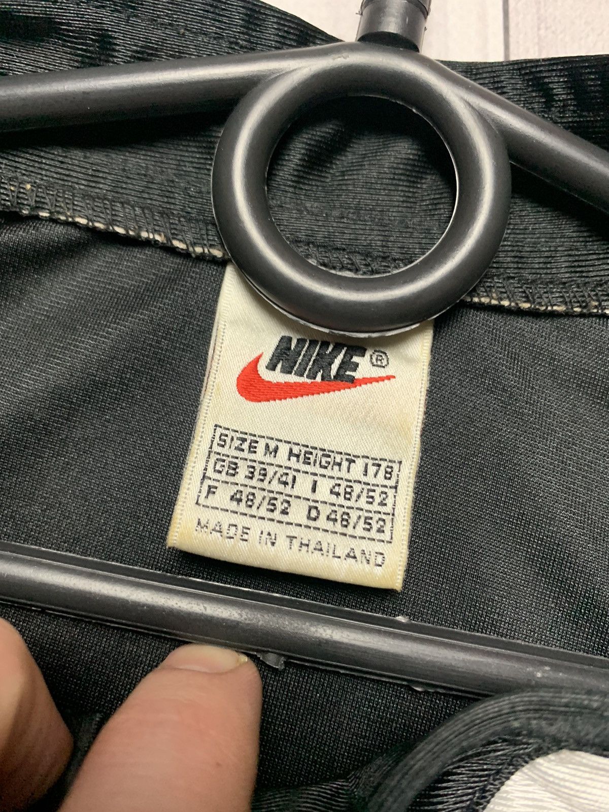 Nike × Vintage Vintage Nike tee shirt big logo size M Size US M / EU 48-50 / 2 - 6 Thumbnail