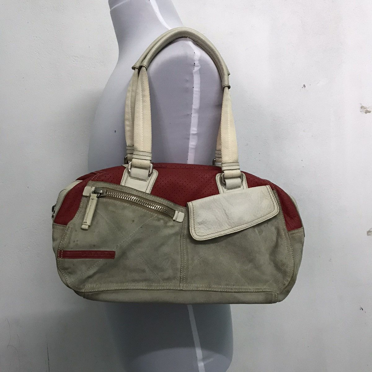 Prada Rare Prada Leather Bag Size ONE SIZE - 19 Thumbnail
