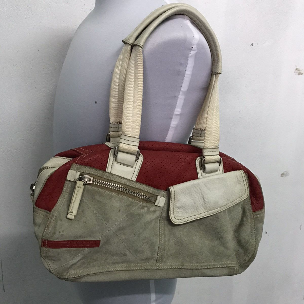Prada Rare Prada Leather Bag Size ONE SIZE - 20 Thumbnail