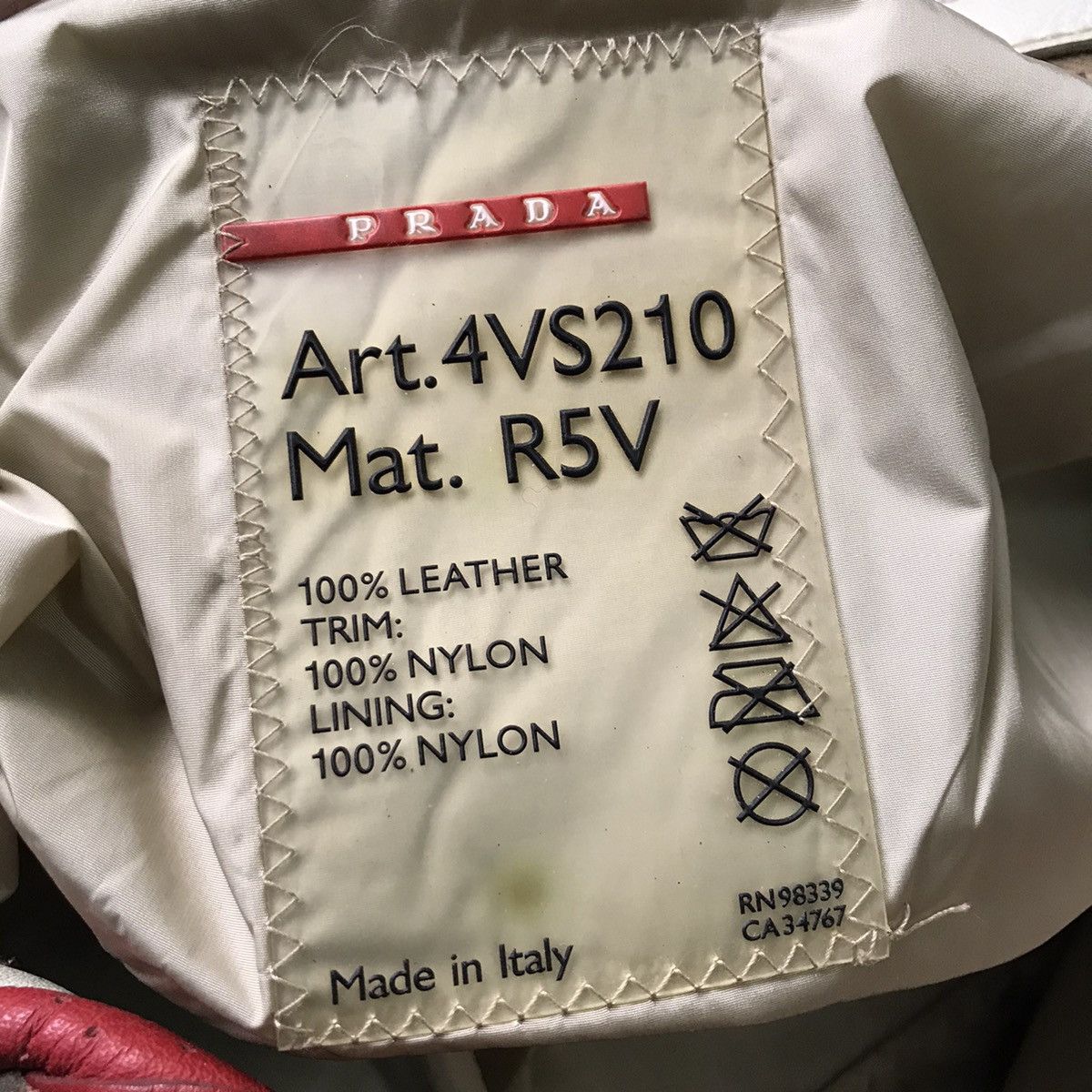 Prada Rare Prada Leather Bag Size ONE SIZE - 15 Thumbnail