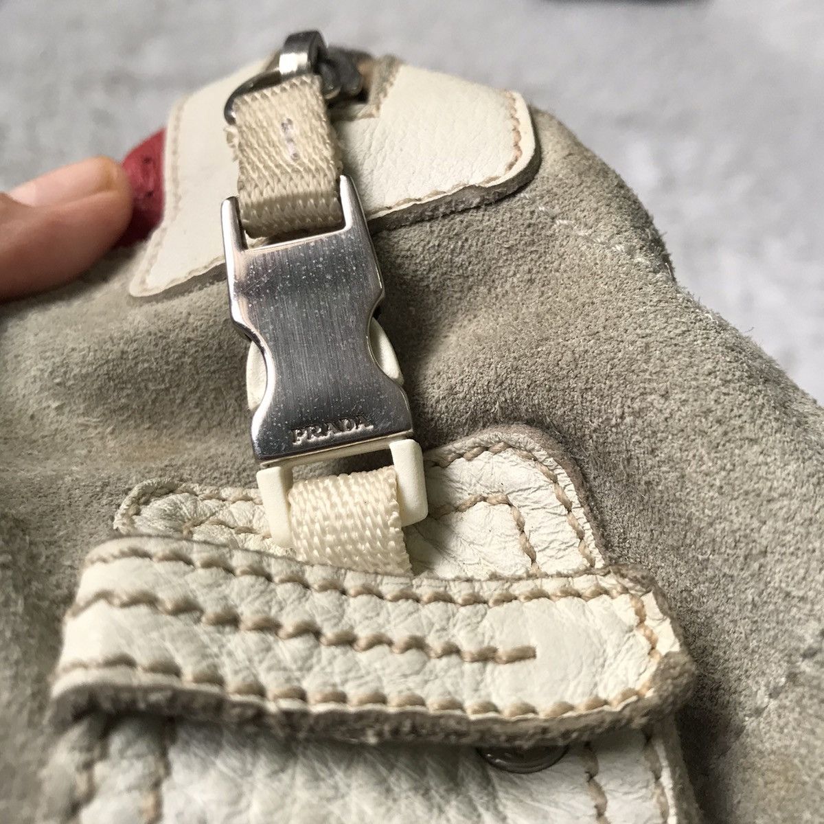 Prada Rare Prada Leather Bag Size ONE SIZE - 10 Thumbnail