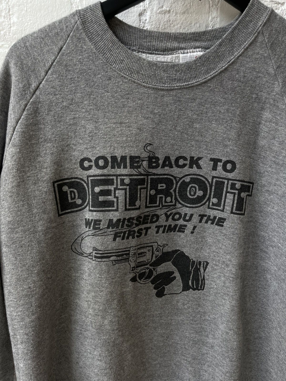 Vintage Vintage 90s GUN SHOT GLOCK Bullet Holes Detroit Sweater 4G Size US XL / EU 56 / 4 - 2 Thumbnail