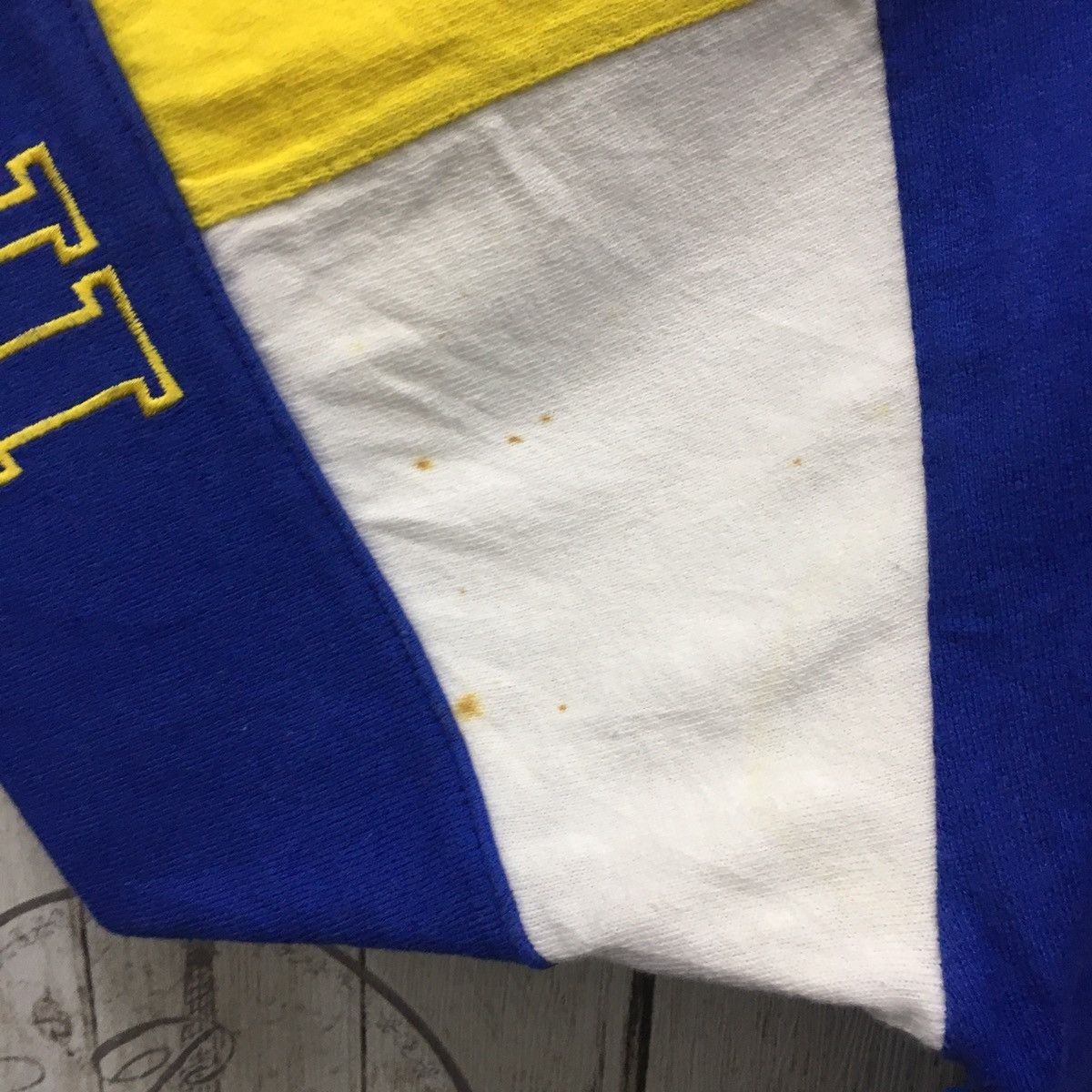 Karl Kani Rare Karl Kani Sport All Logo&Spellout Embroidery Vneck Tee Size US XL / EU 56 / 4 - 8 Thumbnail
