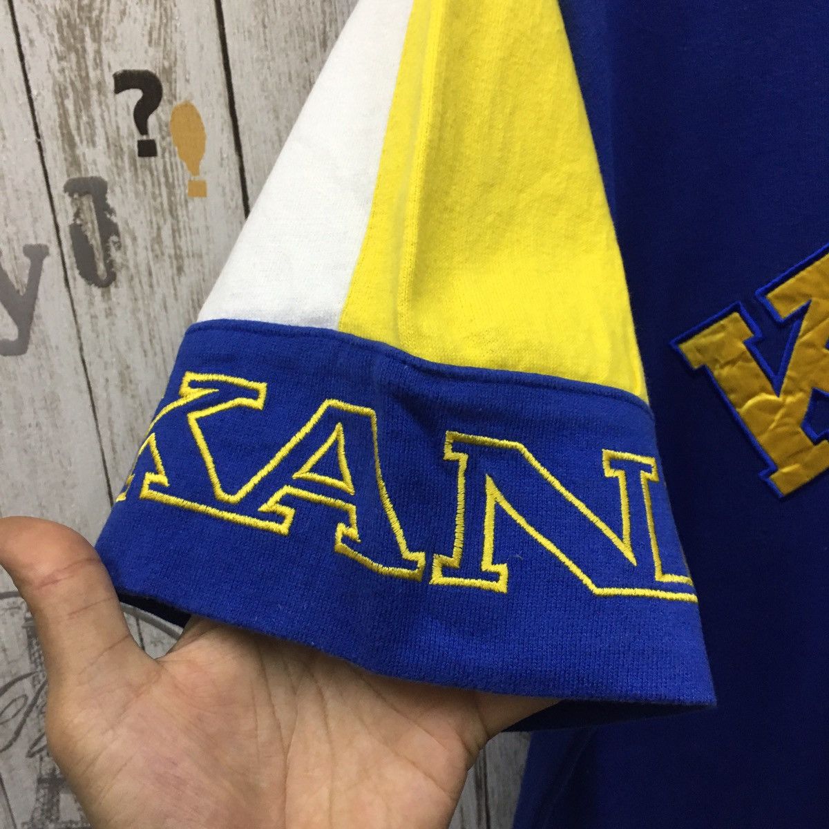 Karl Kani Rare Karl Kani Sport All Logo&Spellout Embroidery Vneck Tee Size US XL / EU 56 / 4 - 6 Thumbnail