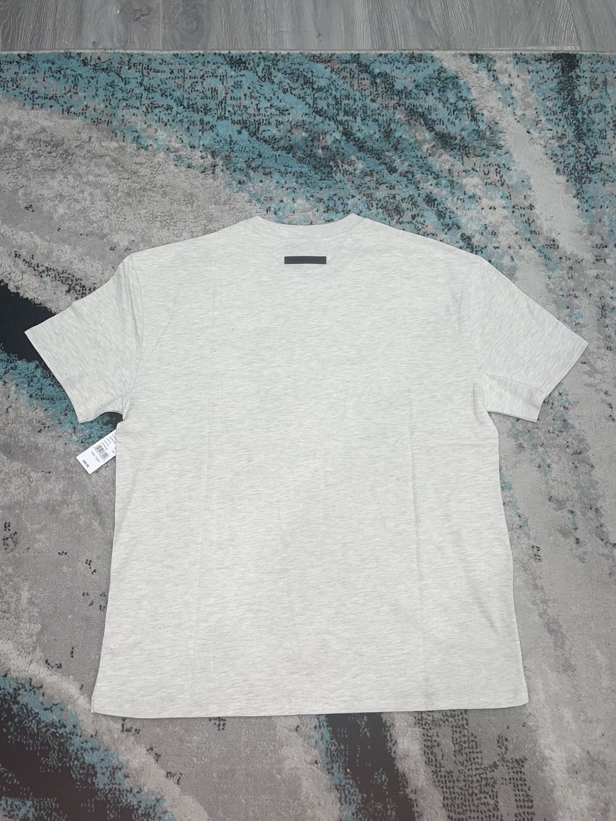 Essentials × FOG × Fear of God Fear of God Essentials Light Oatmeal T-Shirt Size US S / EU 44-46 / 1 - 3 Thumbnail