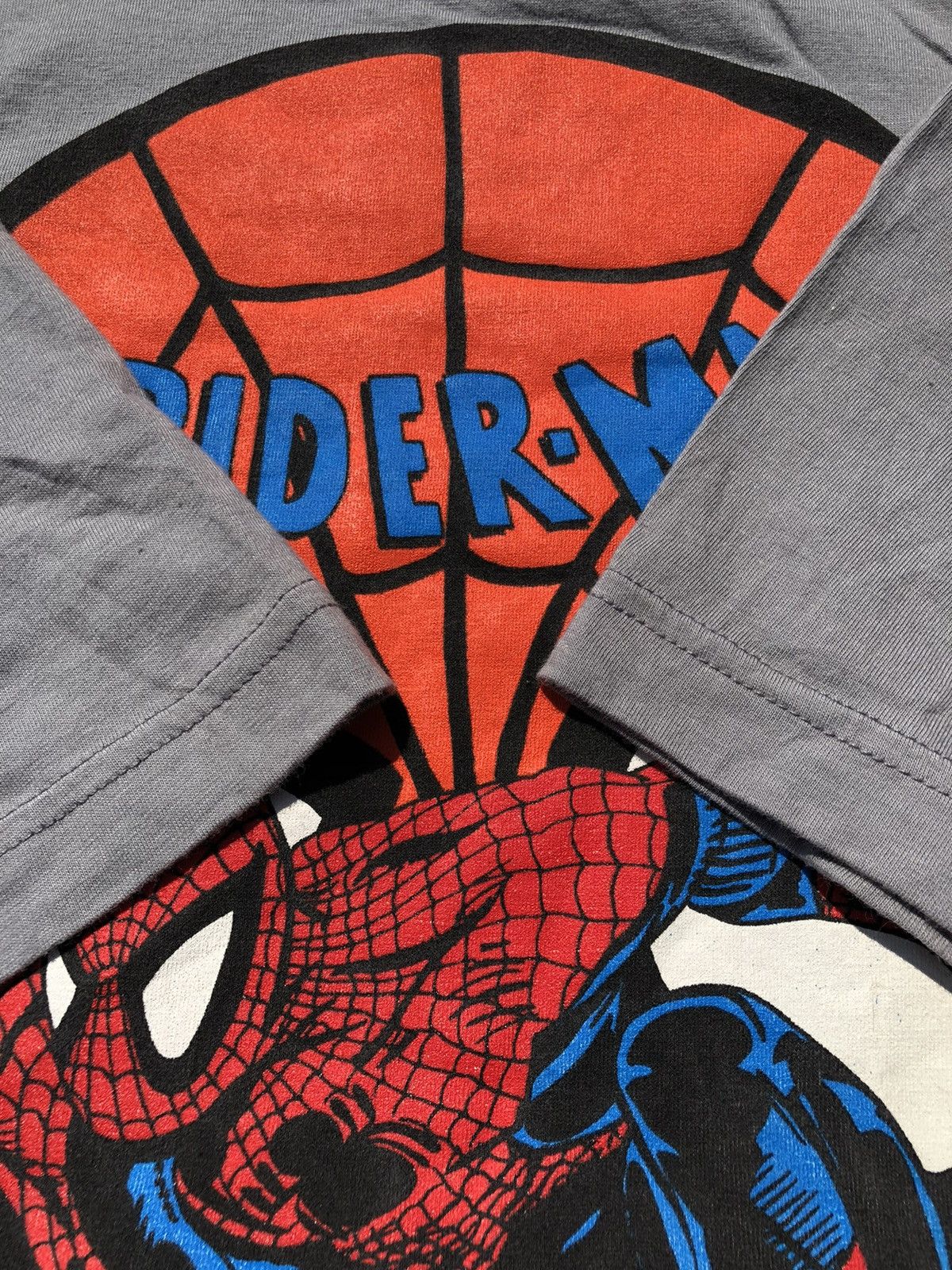 DC Comics Vintage 1990 Spider Man Marvel Gray Tee (Silver Surfer) Size US XL / EU 56 / 4 - 7 Thumbnail
