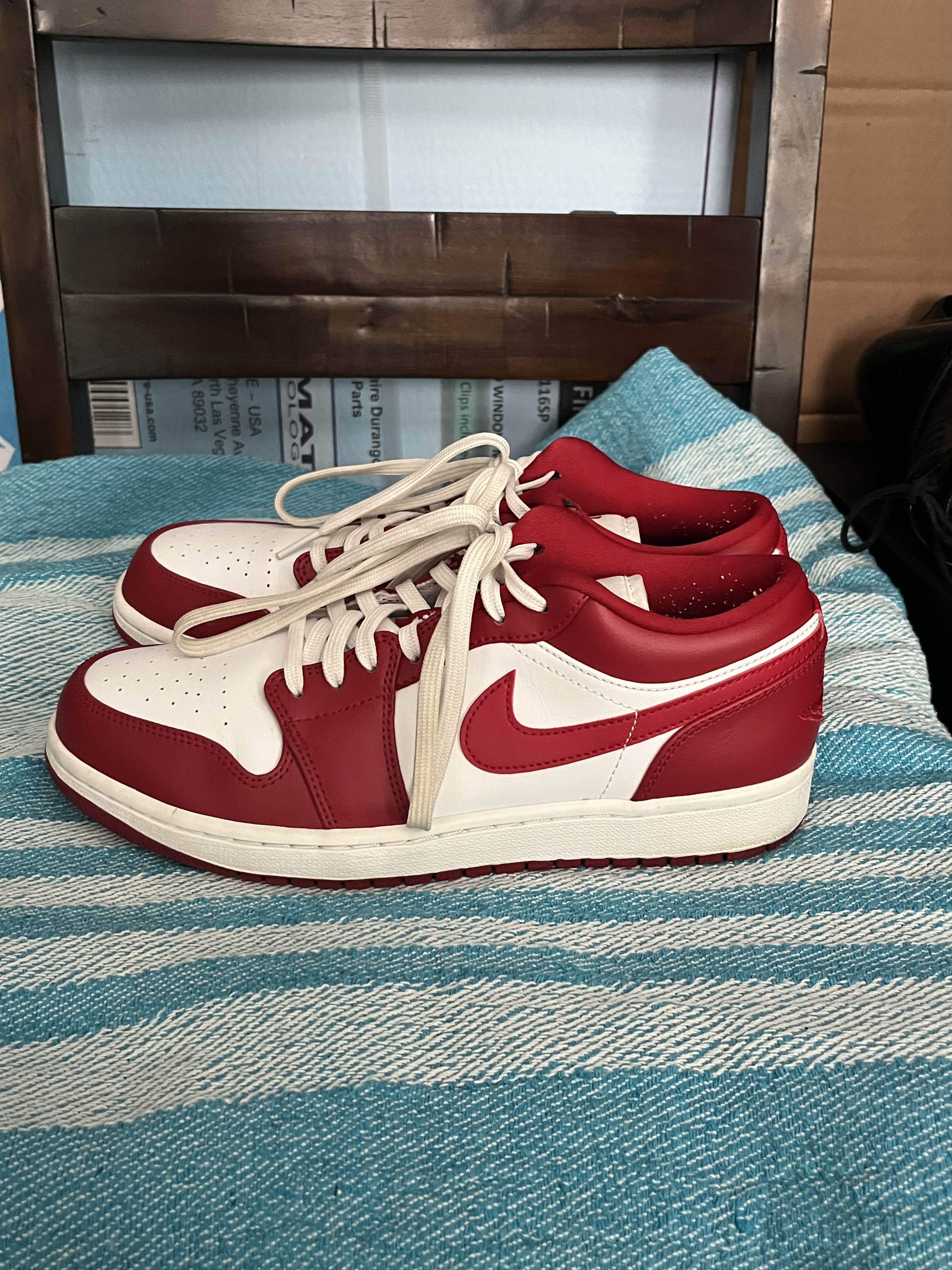 Jordan 1 Low Gym Red