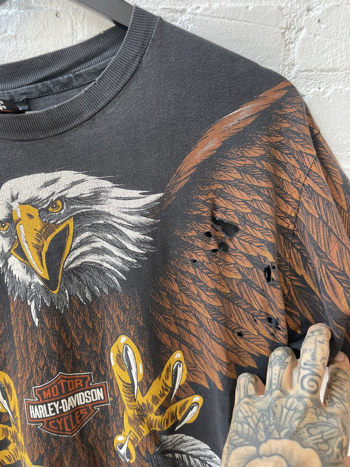 Harley Davidson × Vintage Vintage 90s THRASHED HARLEY OVERSIZE EAGLE SHIRT 4Gseller Size US L / EU 52-54 / 3 - 2 Thumbnail