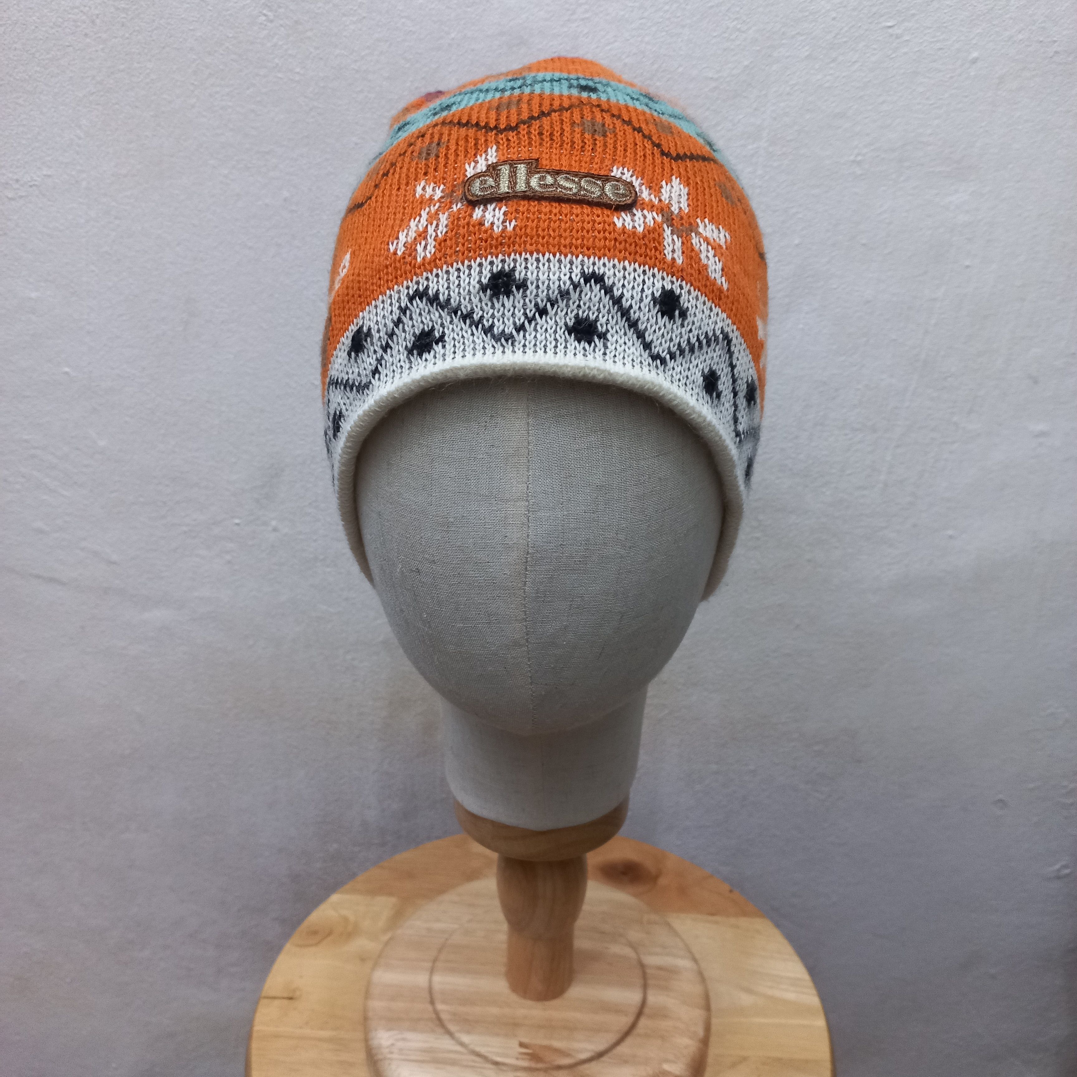 💥Vintage ellesse stripes multicolor pull on beanie hat - Hats