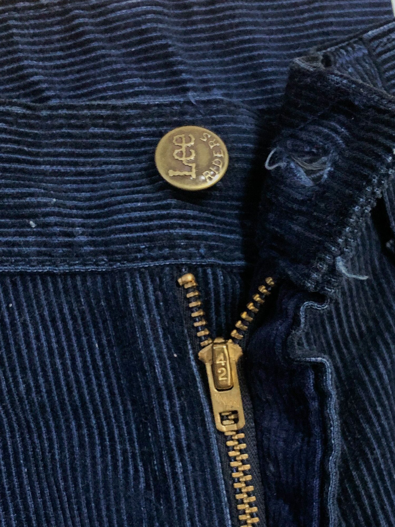 Lee × Vintage 70s Dark Navy Lee Riders Pleated Bell Bottom Corduroy Pants Size US 36 / EU 52 - 3 Thumbnail