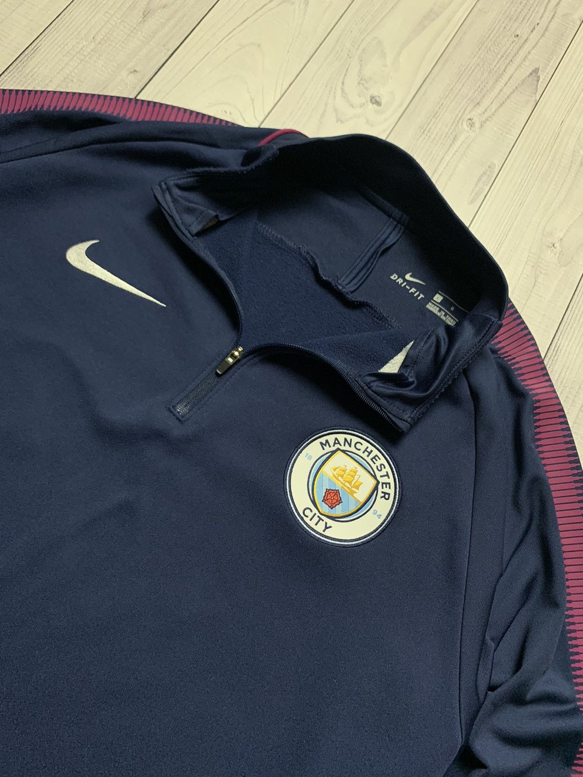 Nike Manchester City track jacket Nike size L Size US L / EU 52-54 / 3 - 6 Thumbnail