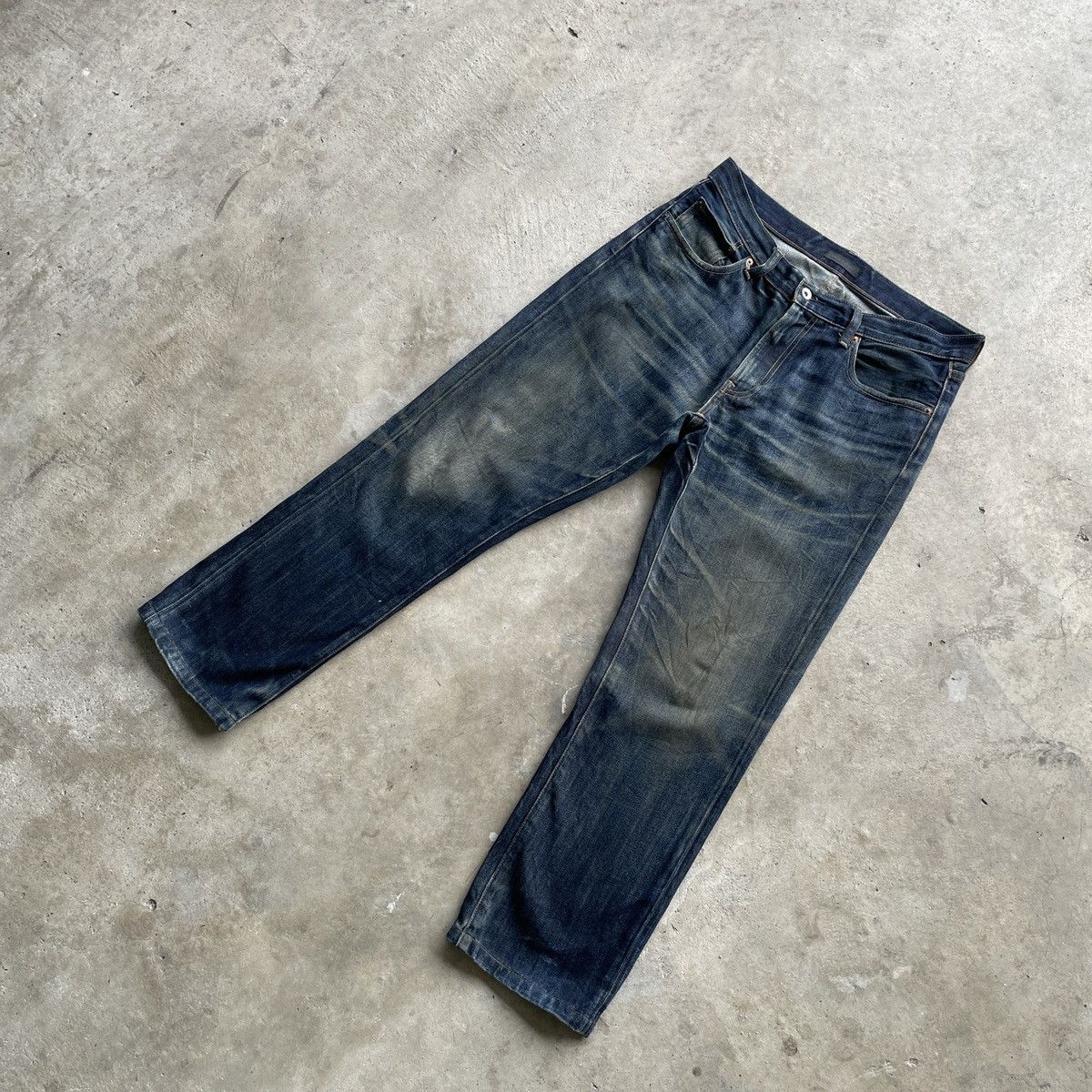 Japanese Brand Vintage Japanese Faded Jeans W32x28.5 Japanese Denim Pants Size US 32 / EU 48 - 2 Thumbnail