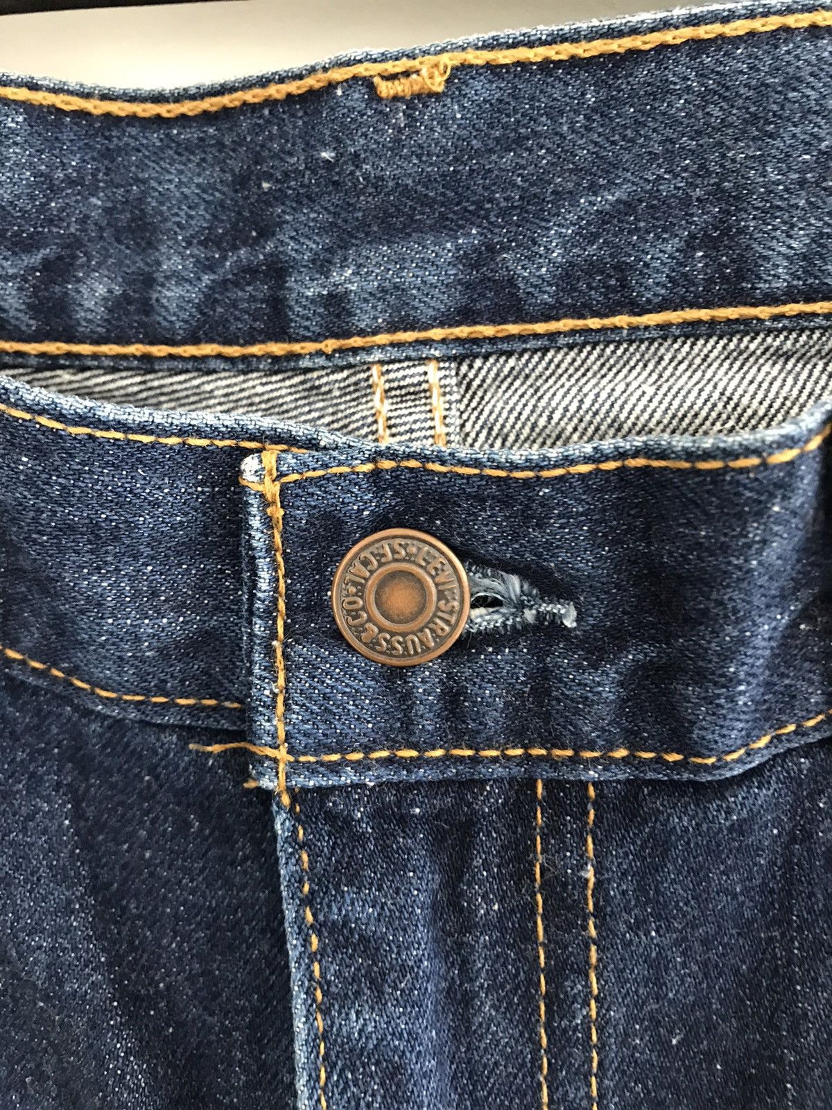 Levi's Vintage Clothing Vintage Levi’s 505-03 Made In Usa Blue Denim Jeans #379 Size US 31 - 7 Thumbnail