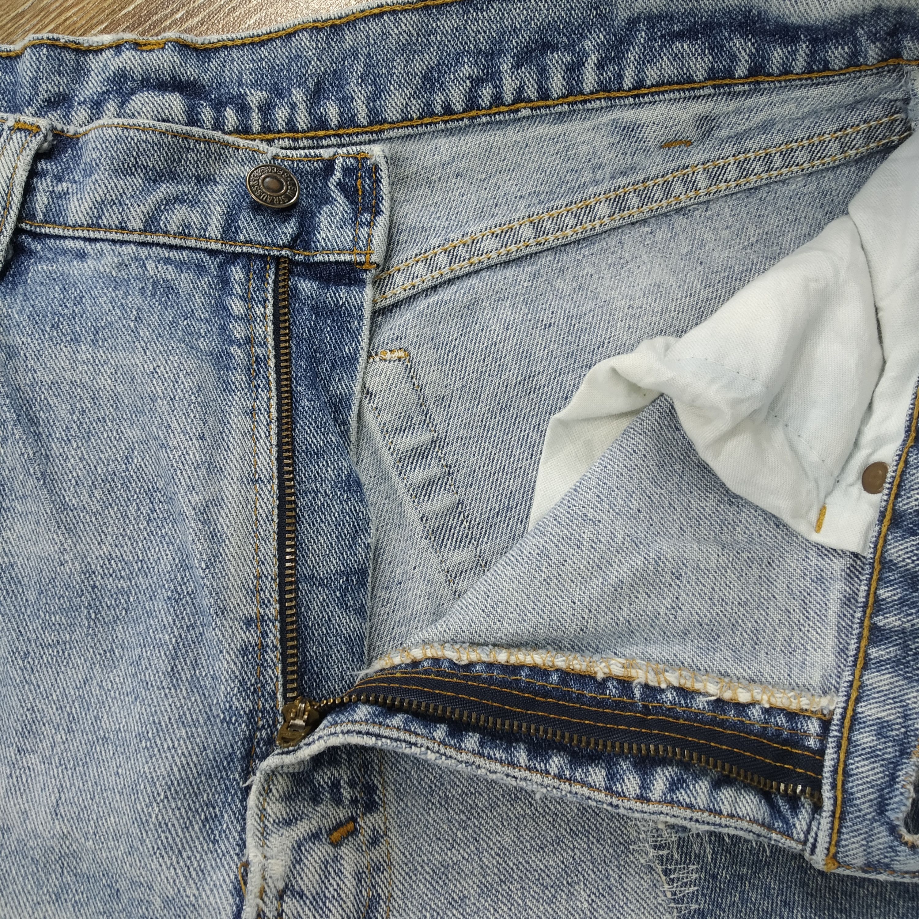 Levi's Vintage Levi's Stonewash Blue Denim Jeans Reconstruct Jeans Size US 36 / EU 52 - 13 Thumbnail