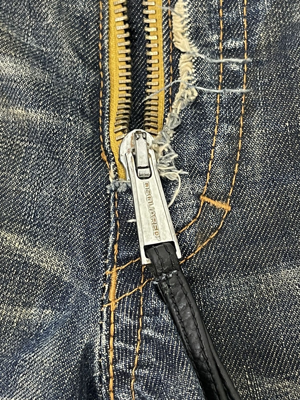 Dsquared2 Slim Jeans Dsquared2 Italy Distress Denim Low Rise 2🟦8 Size US 33 - 20 Thumbnail