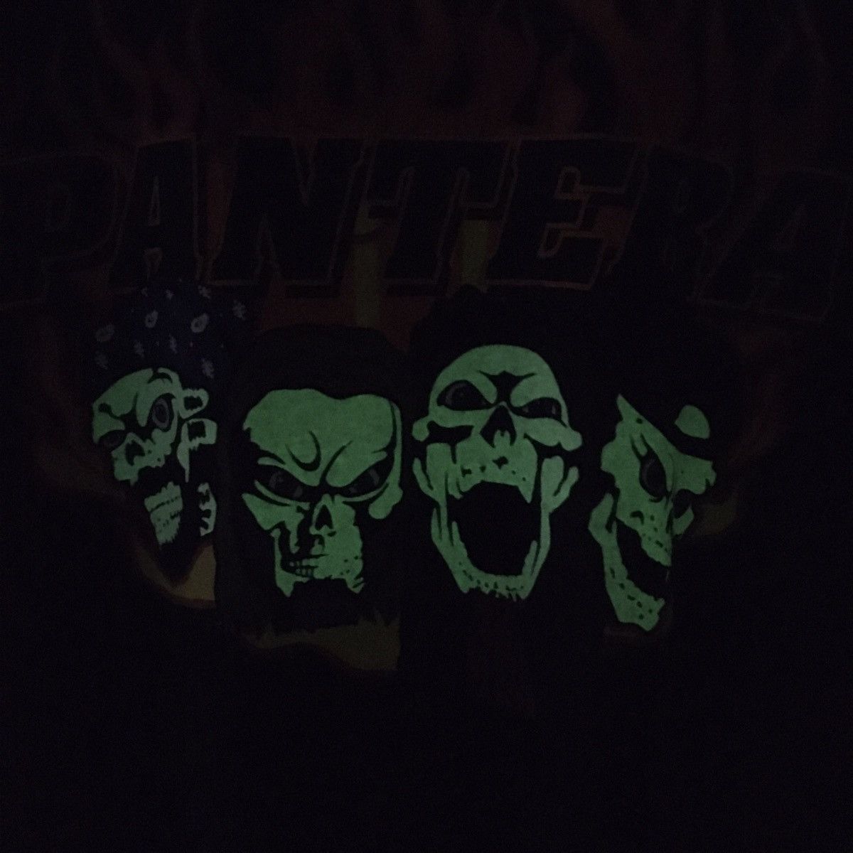 Band Tees × Vintage Vintage 1999 Pantera Glow In The Dark Printed Heavy Metal Size US XL / EU 56 / 4 - 2 Thumbnail