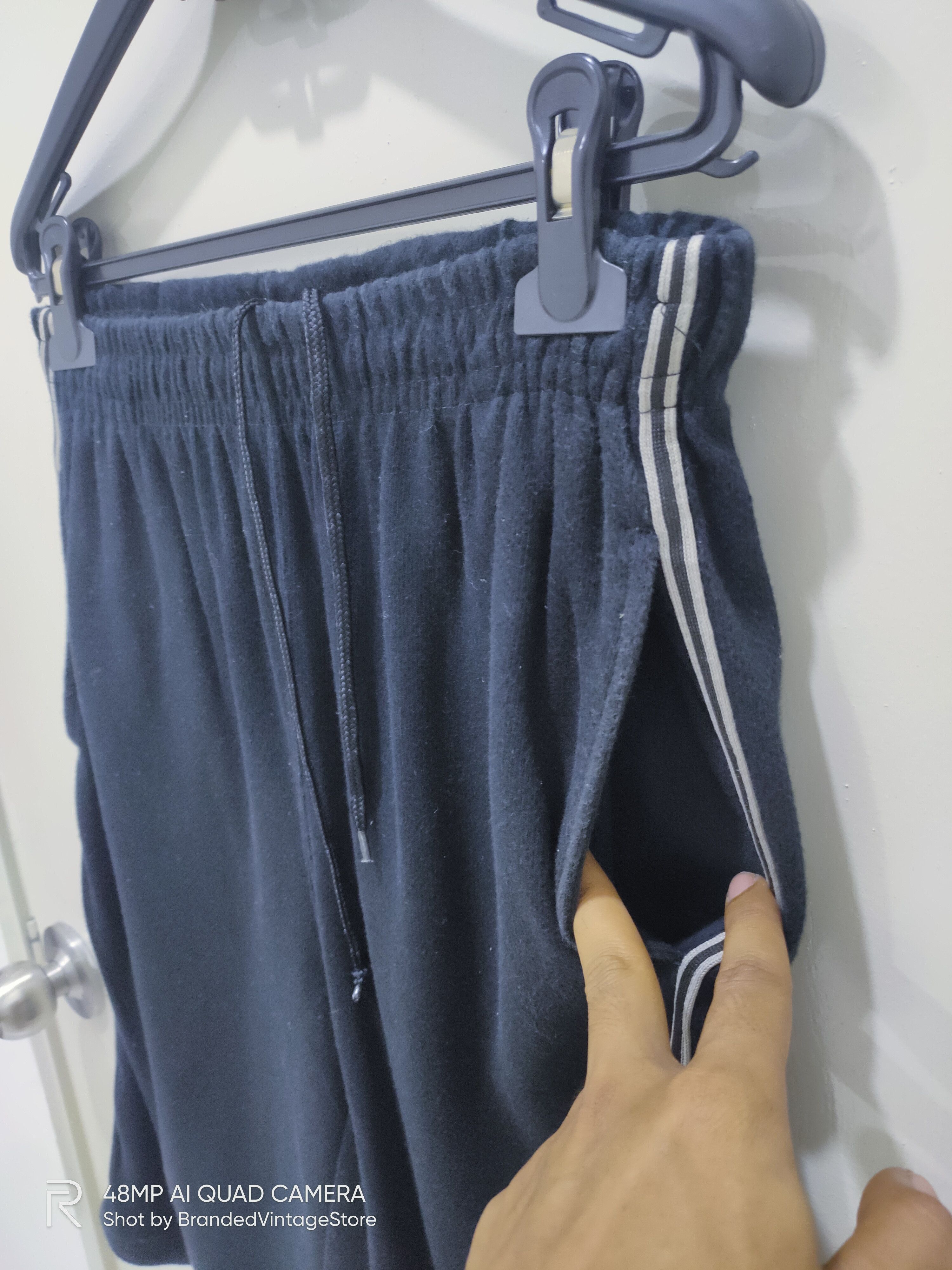 Converse Vintage CONVERSE Side Stripe Pullover Sportwear Short Pants Size US 31 - 7 Thumbnail
