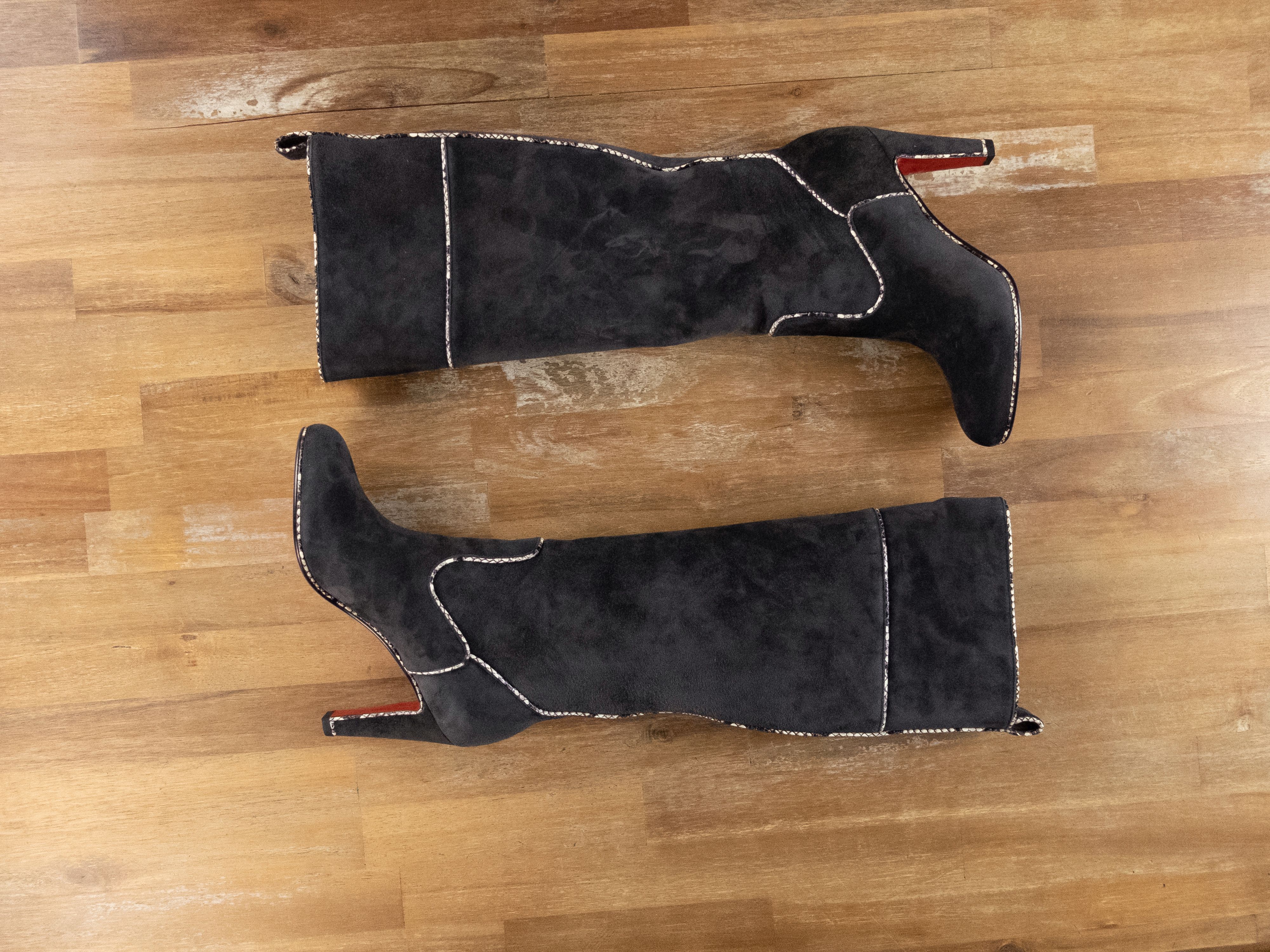 Christian Louboutin CHRISTIAN LOUBOUTIN Louloubotta gray black suede boots 38.5 Size US 8.5 / IT 38.5 - 2 Thumbnail