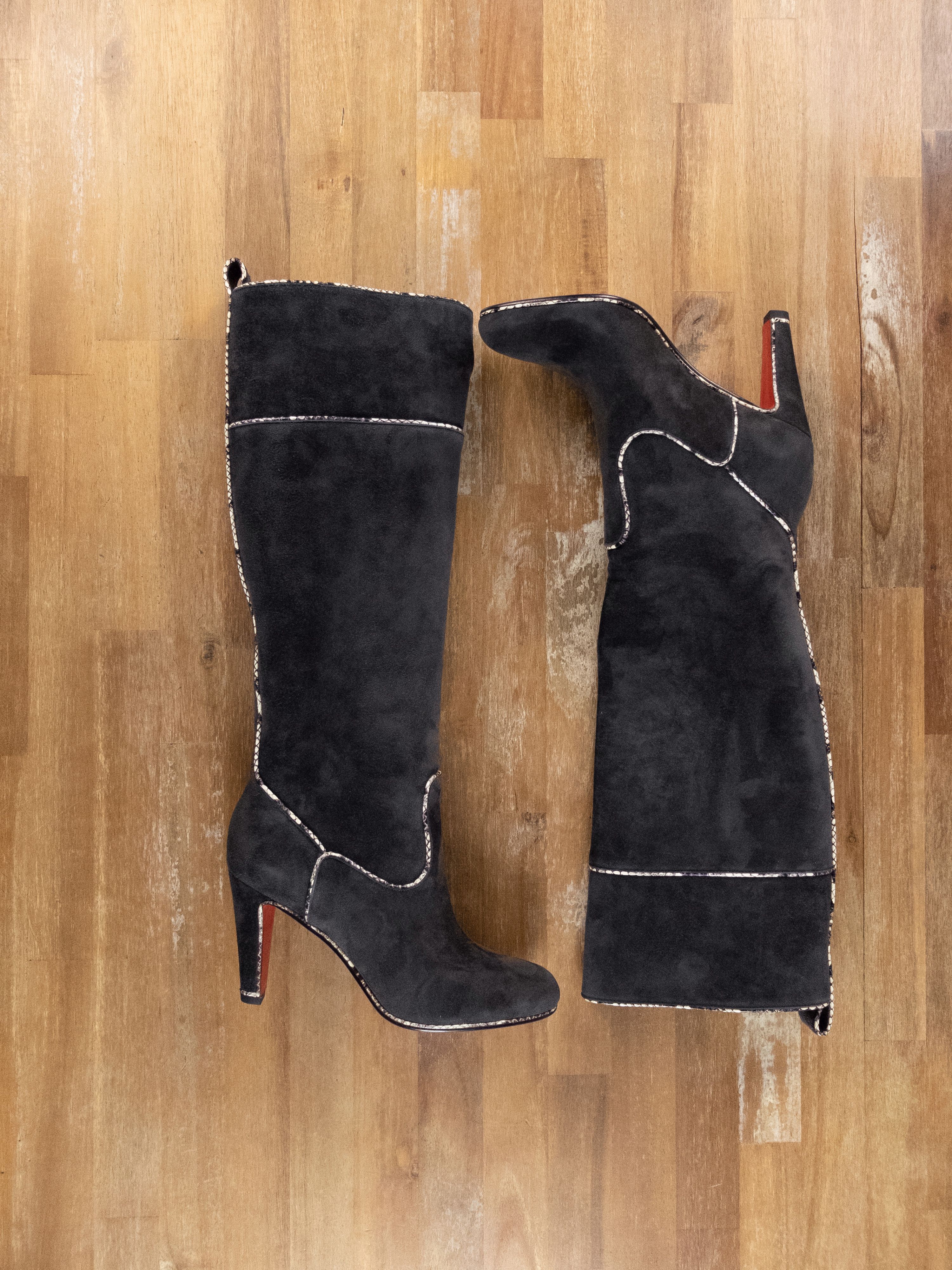 Christian Louboutin CHRISTIAN LOUBOUTIN Louloubotta gray black suede boots 38.5 Size US 8.5 / IT 38.5 - 1 Thumbnail